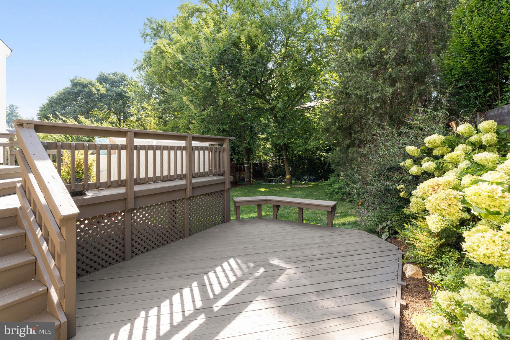 4903 Williamsburg BOULEVARD