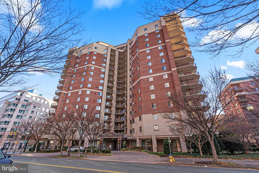 901 N MONROE STREET 1414