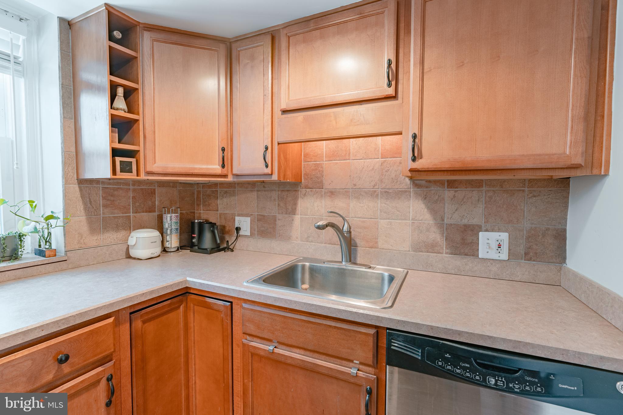 2934 S Columbus St #B1