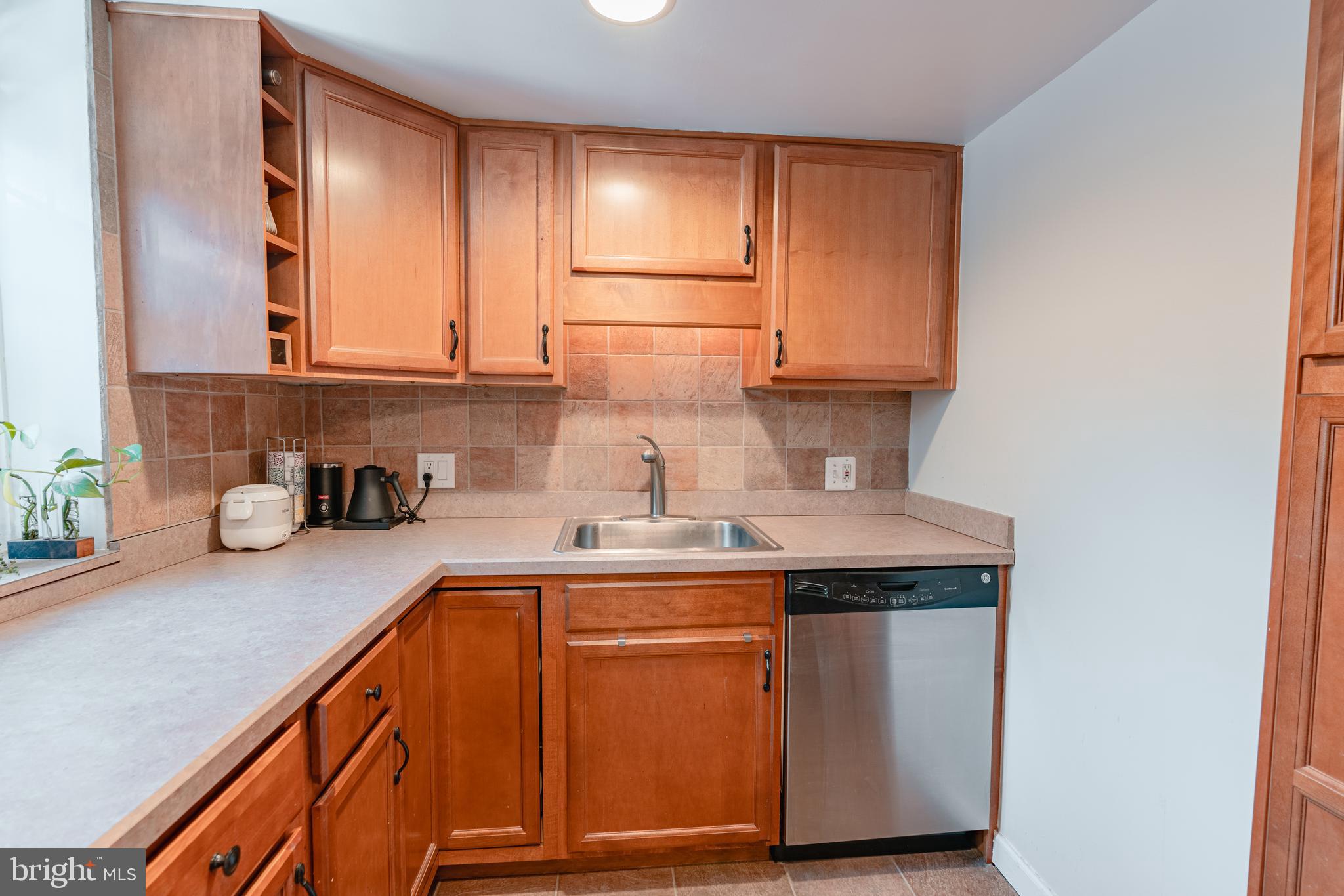 2934 S Columbus St #B1