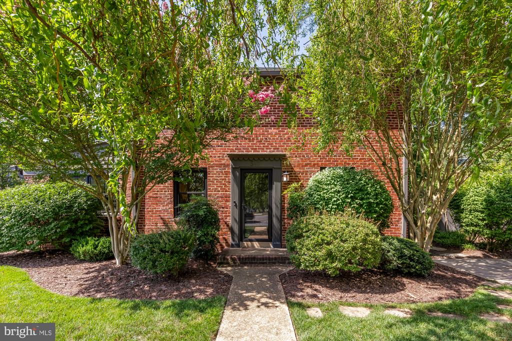 517 JANNEYS LANE