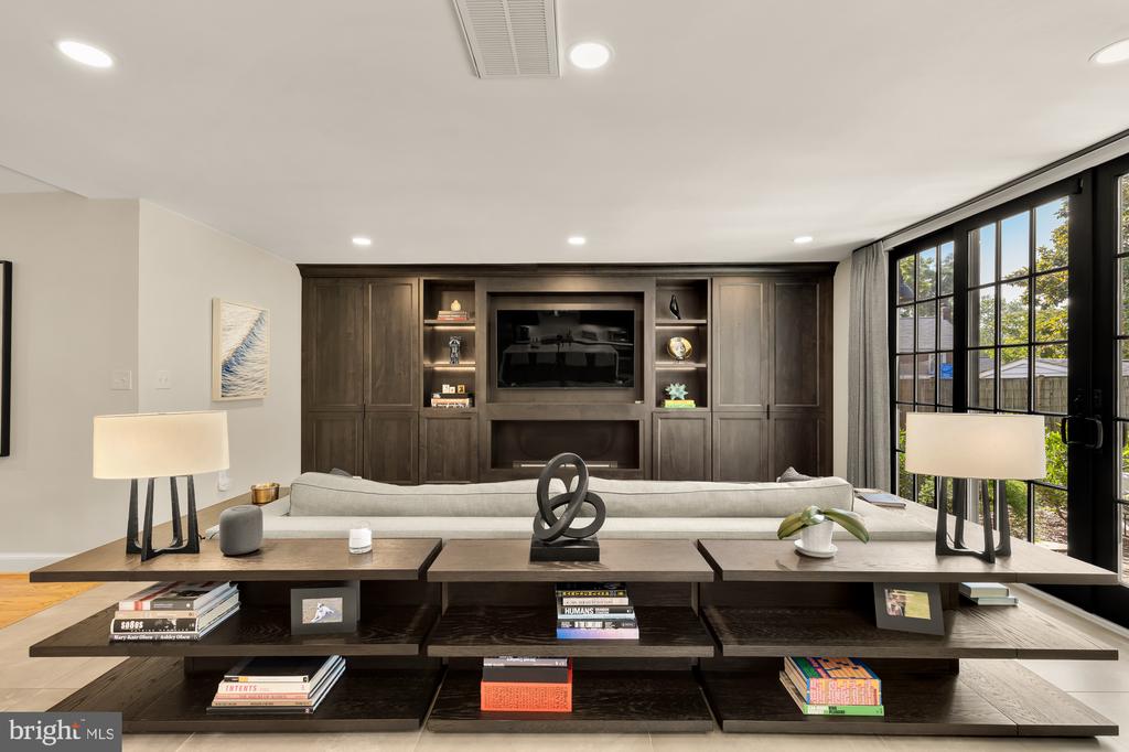 517 JANNEYS LANE