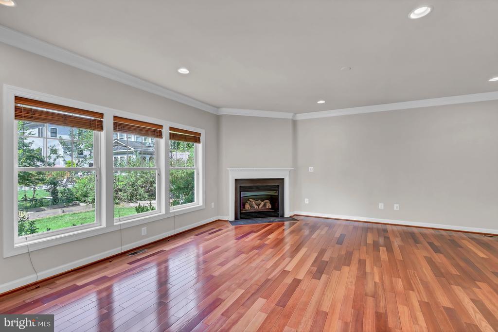 409 Branch Rd SE