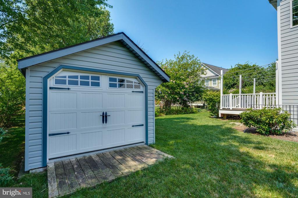 409 Branch Rd SE