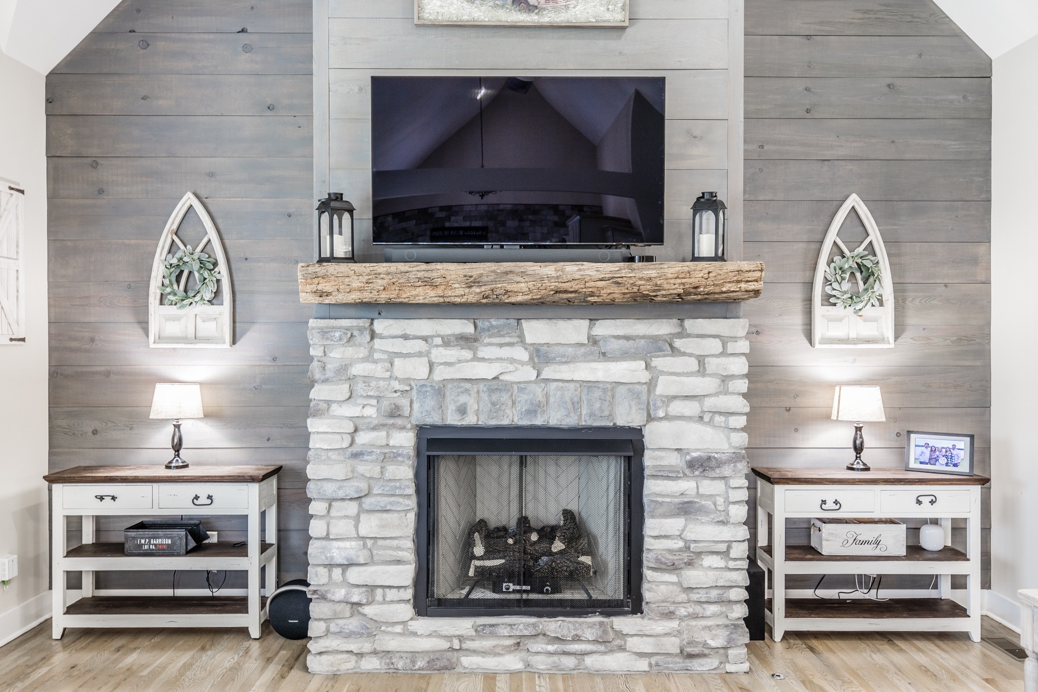 136 Bloomsbury Dr