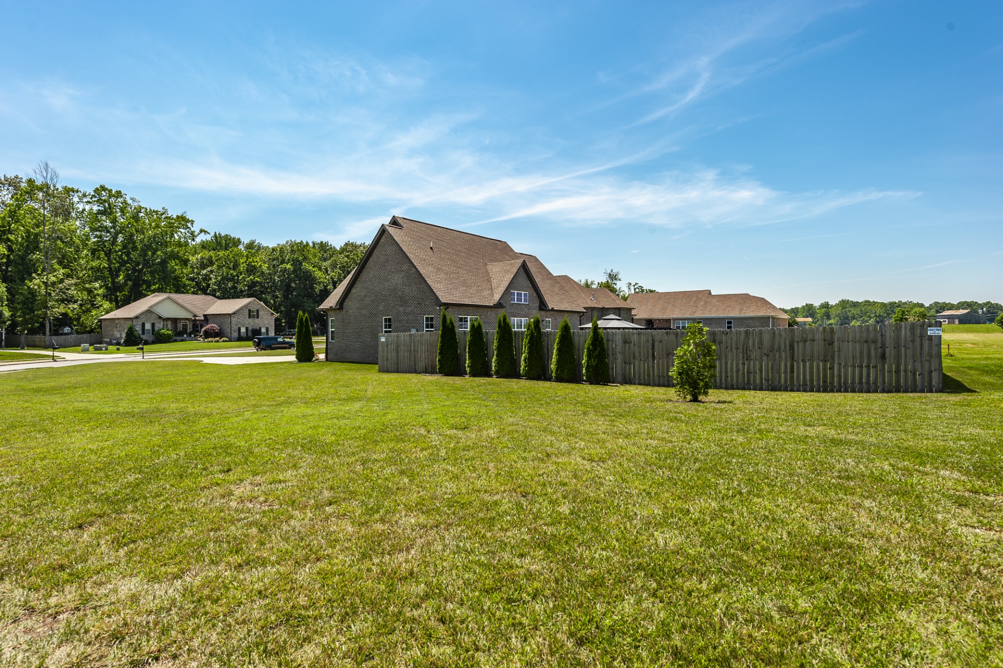 136 Bloomsbury Dr