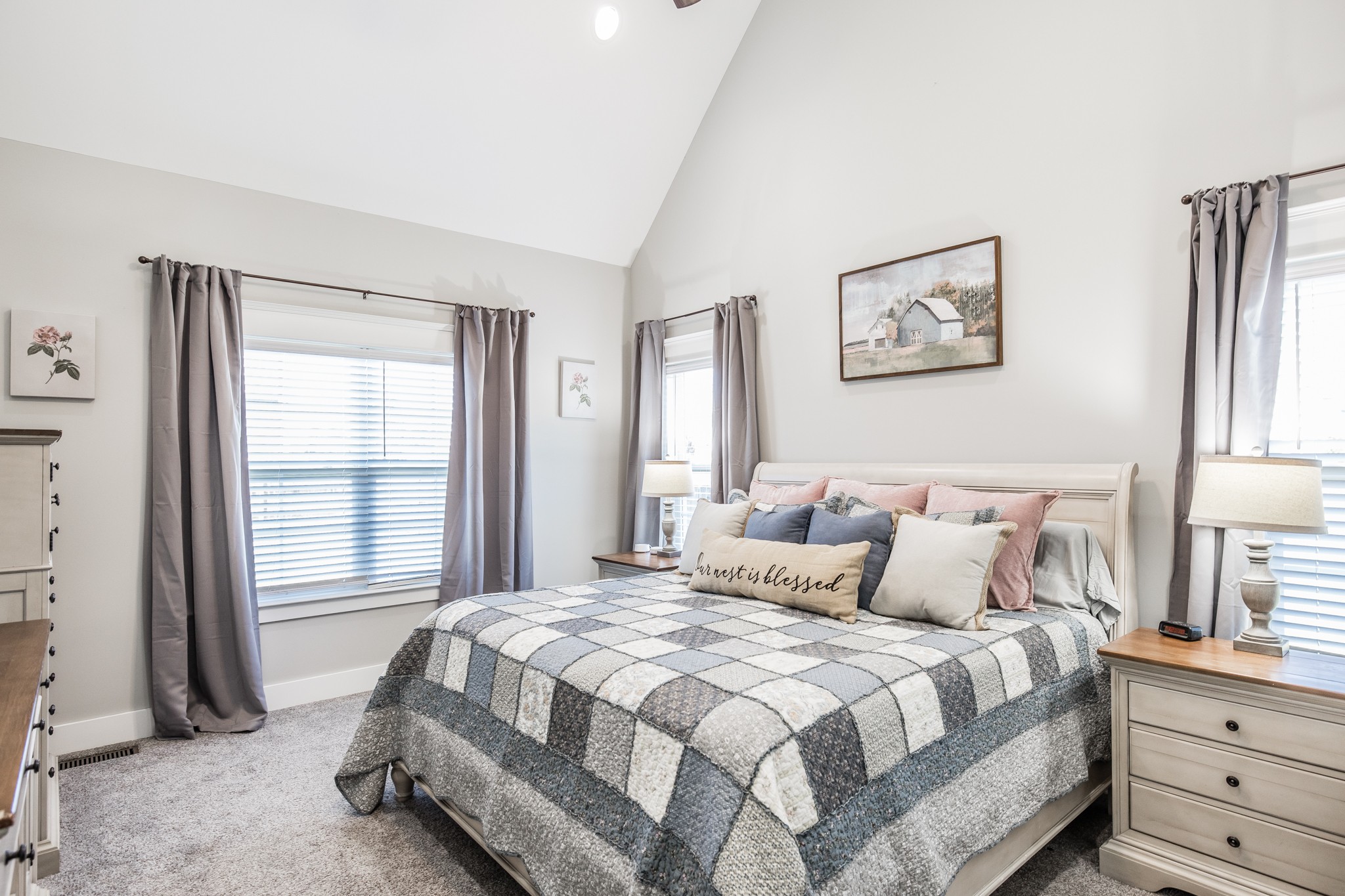 136 Bloomsbury Dr