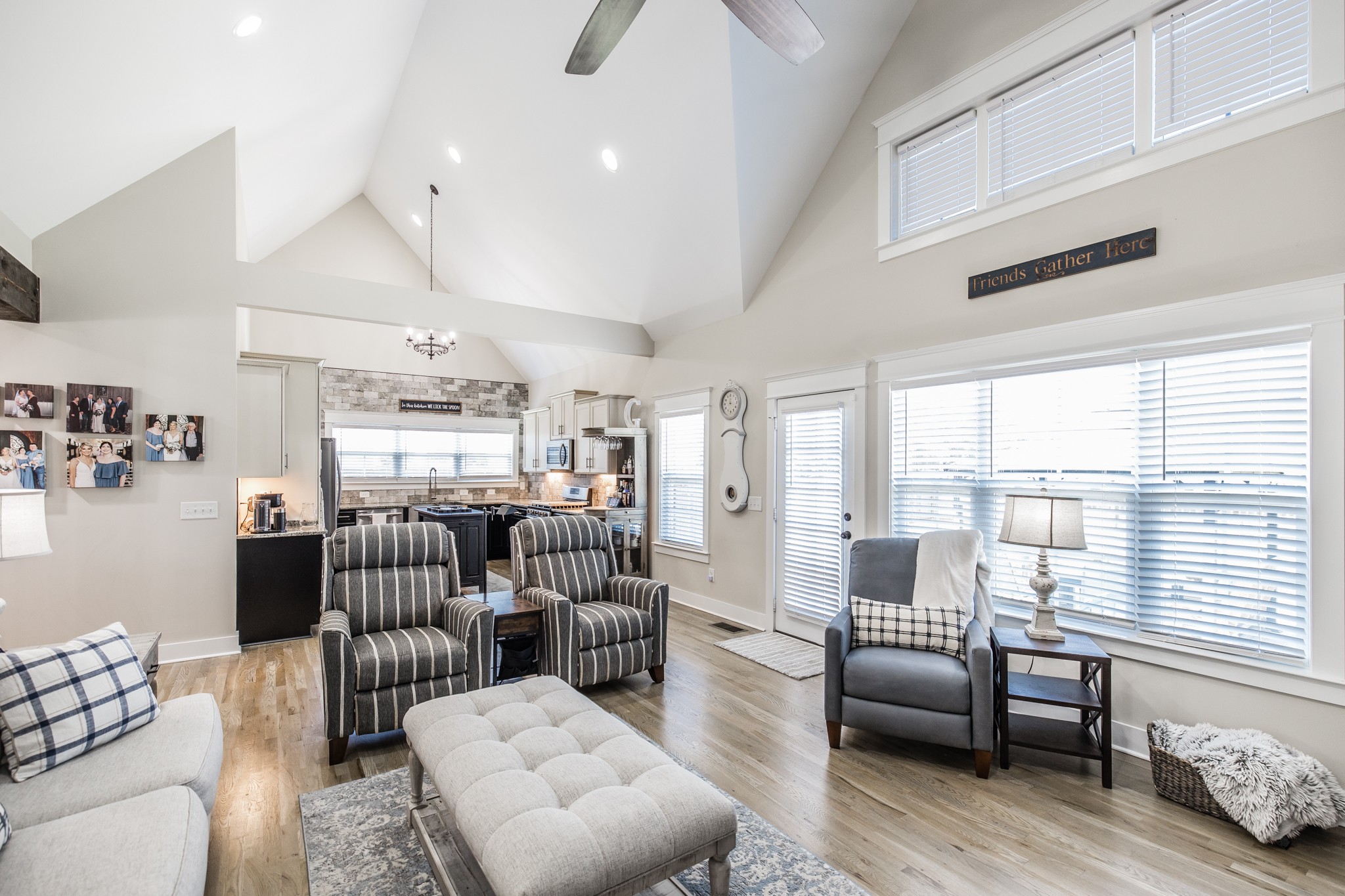 136 Bloomsbury Dr