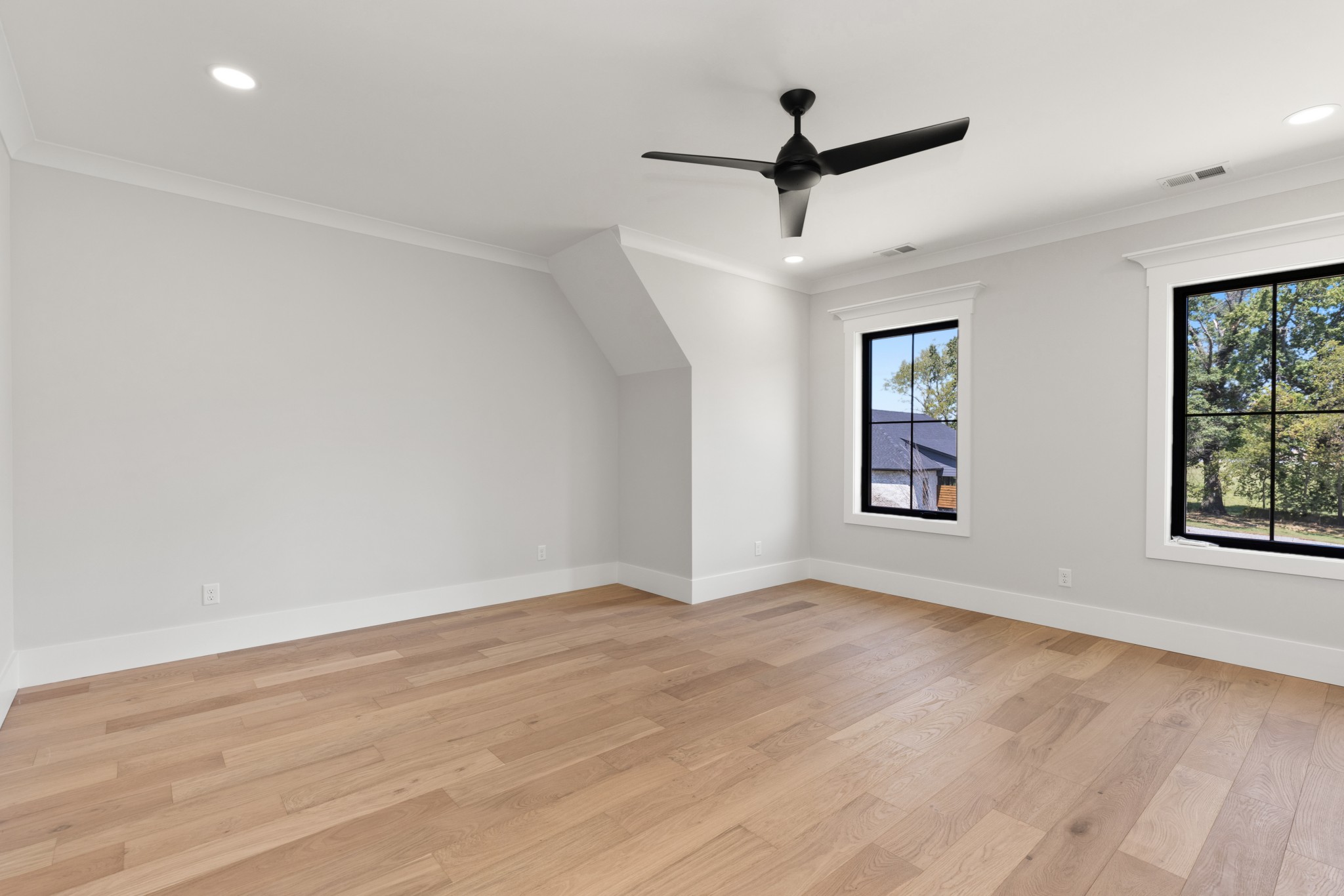 212 Shun Pike