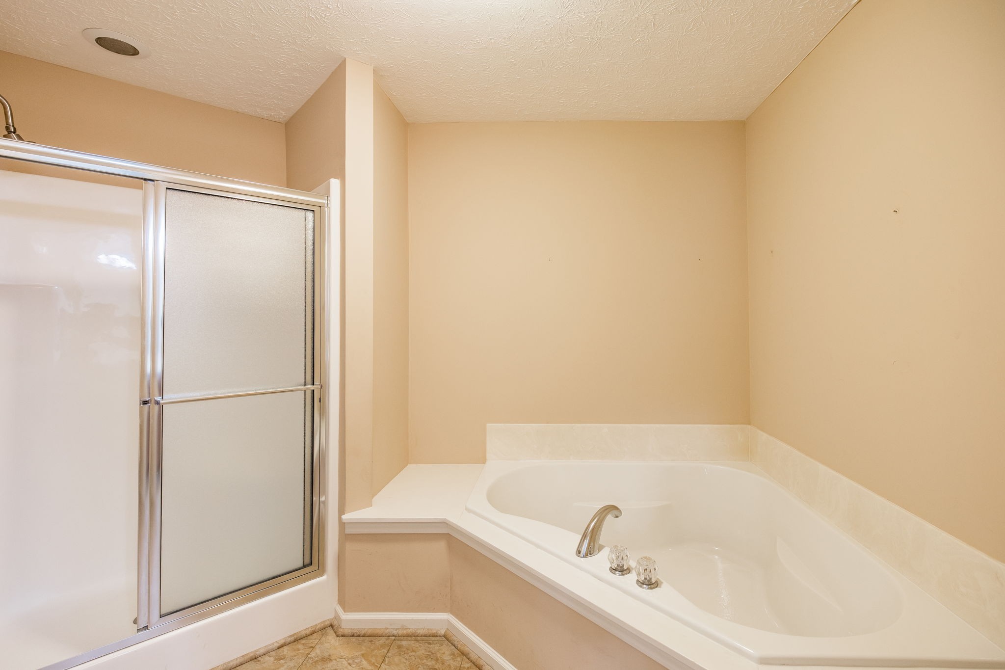 395 Devon Chase Hl Unit: 4603