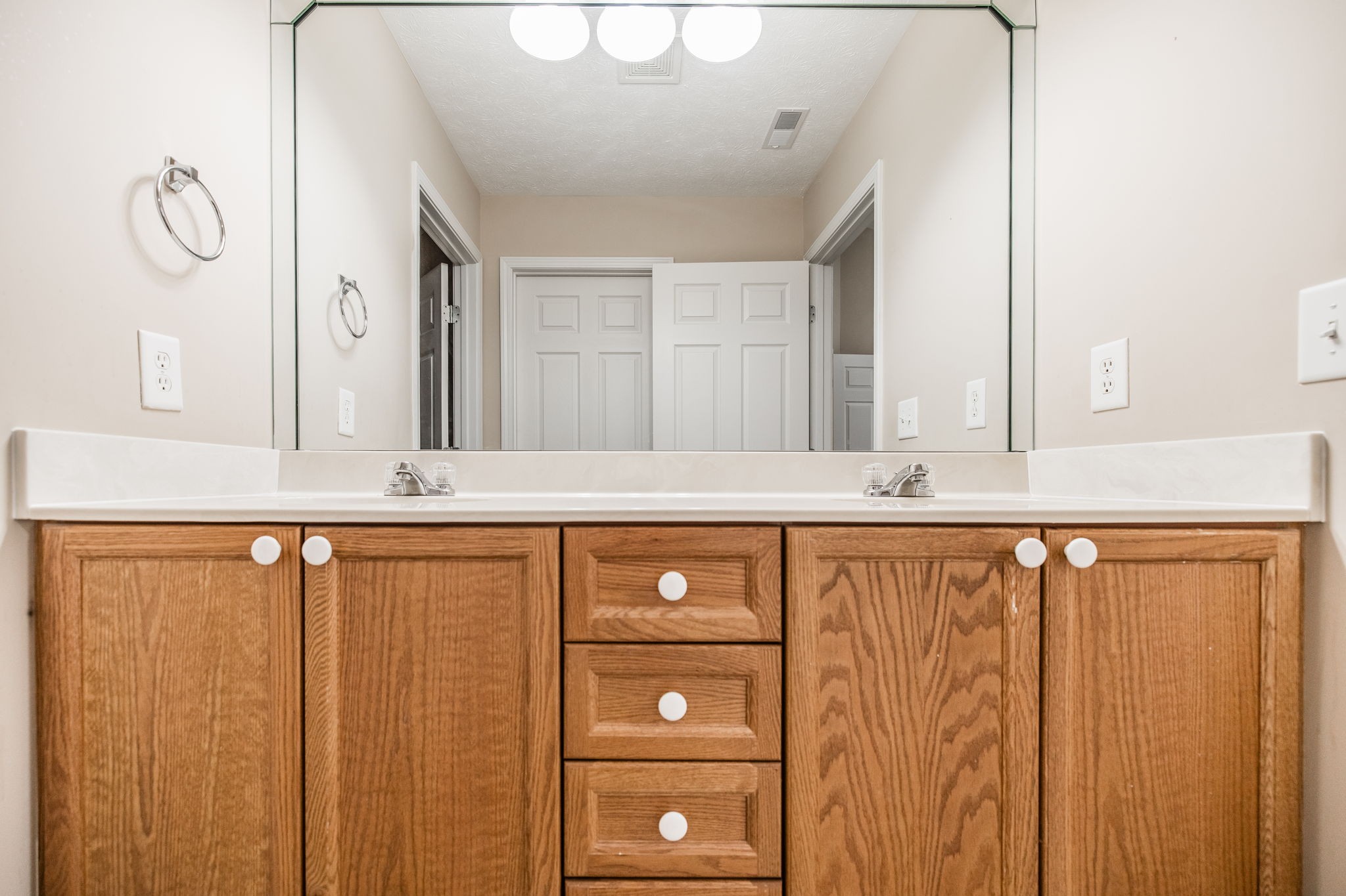 395 Devon Chase Hl Unit: 4603