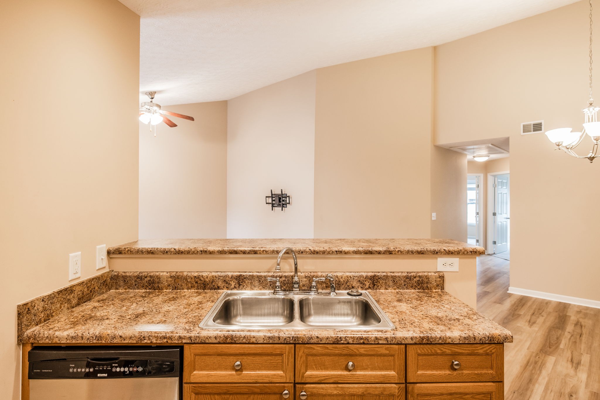 395 Devon Chase Hl Unit: 4603