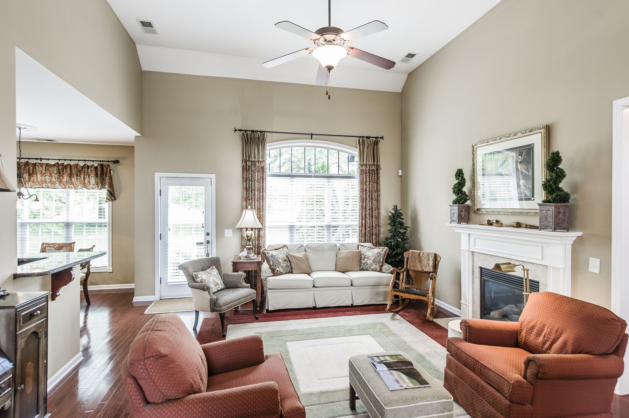 1113 Claire Ct