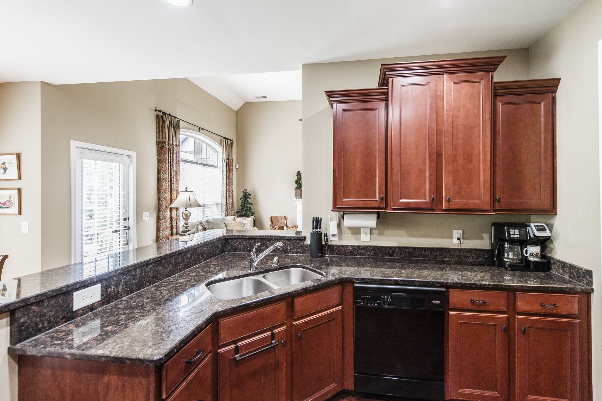 1113 Claire Ct