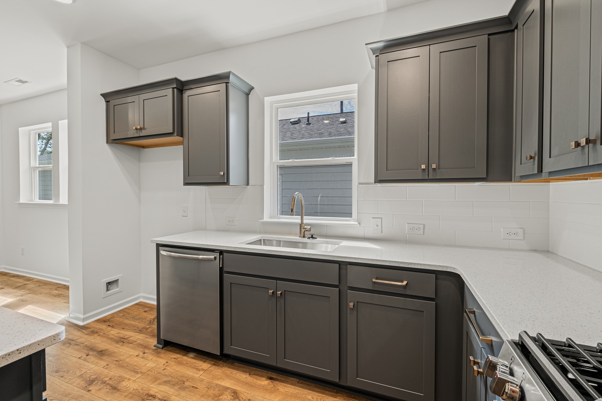 2044 Mackinac Bend