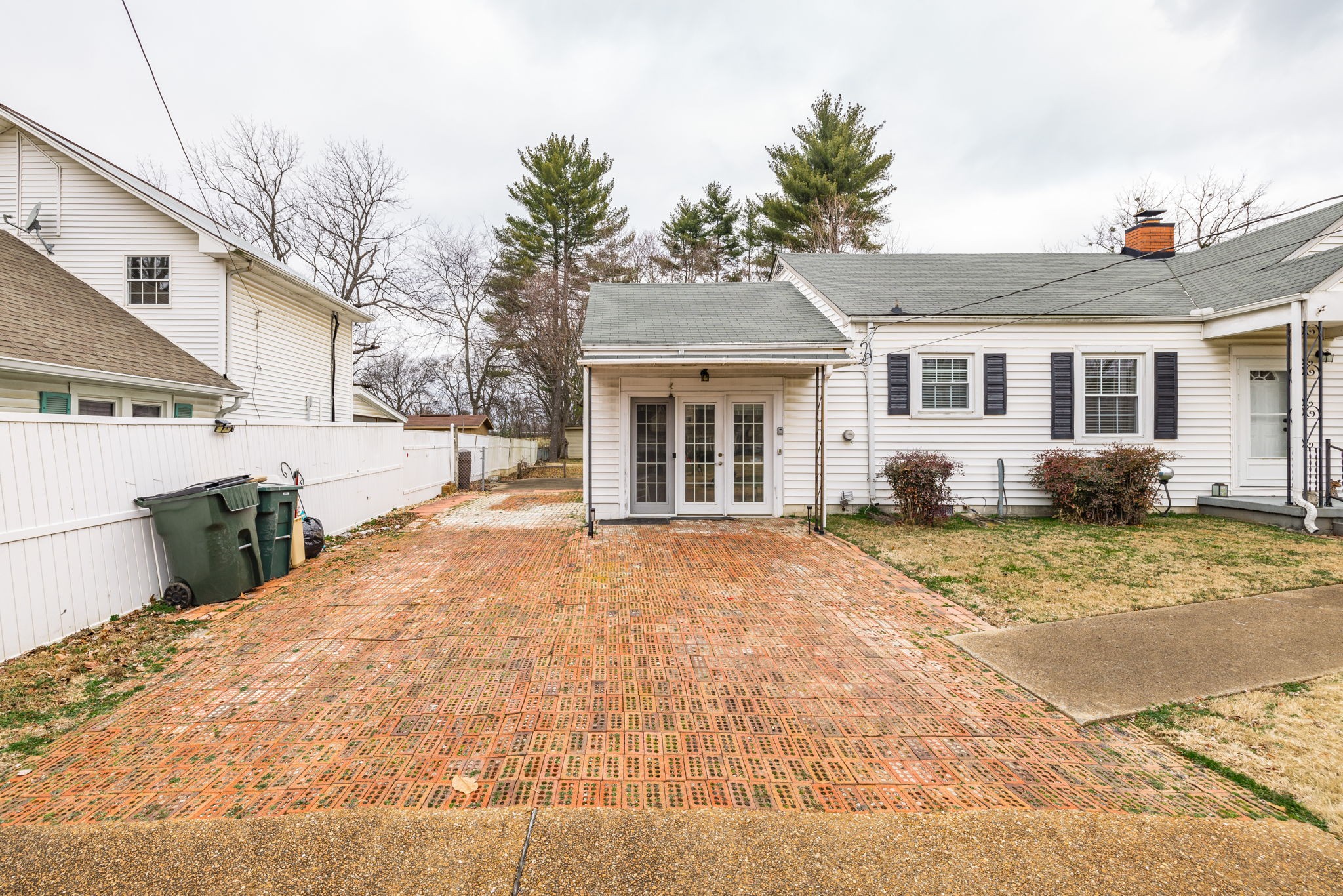 122 Coles Ferry Rd