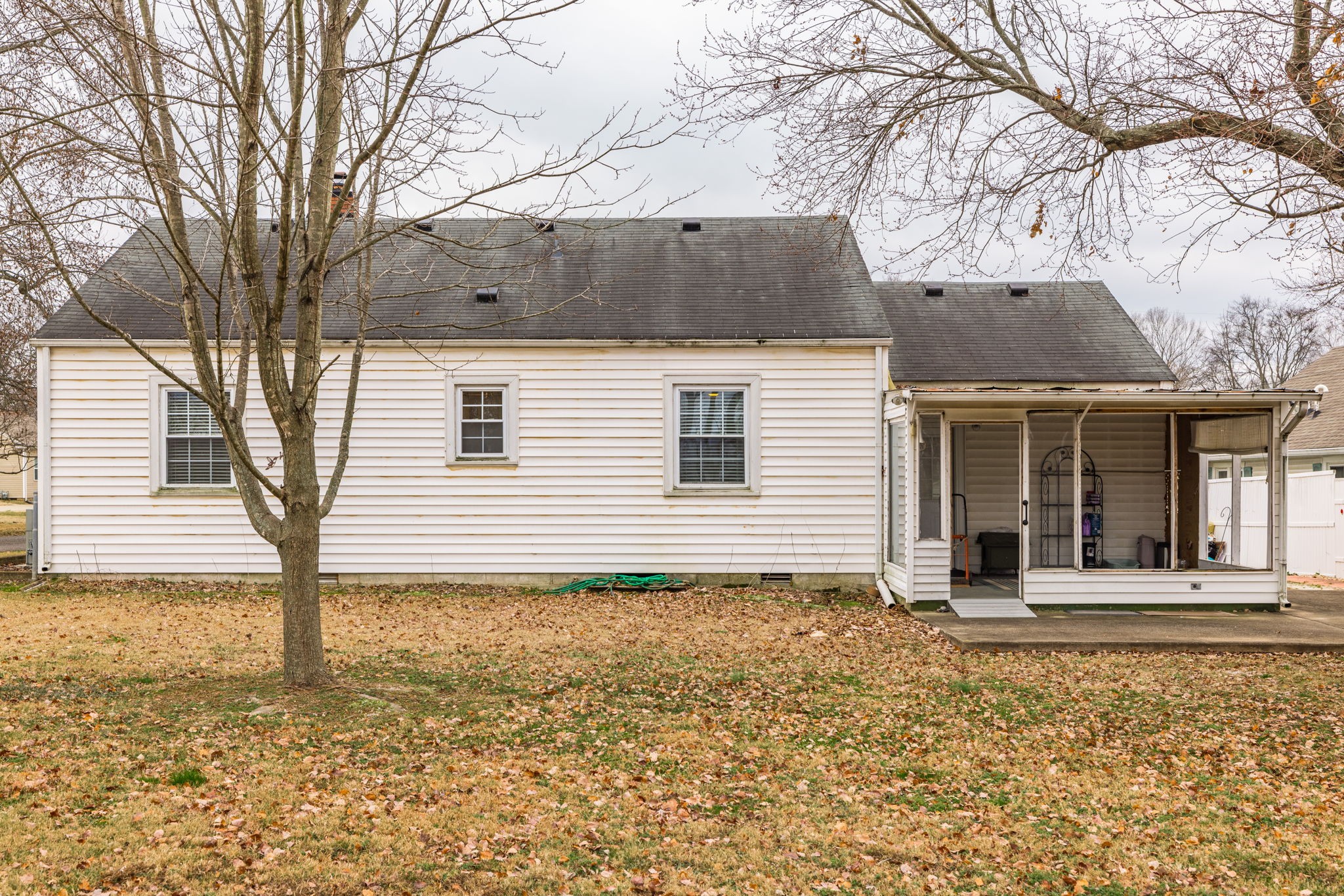 122 Coles Ferry Rd
