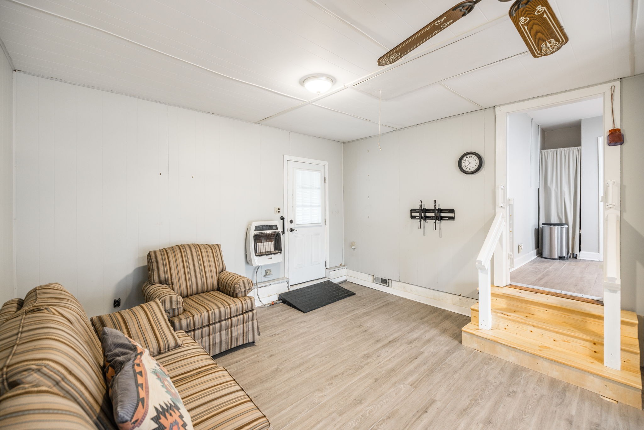 122 Coles Ferry Rd