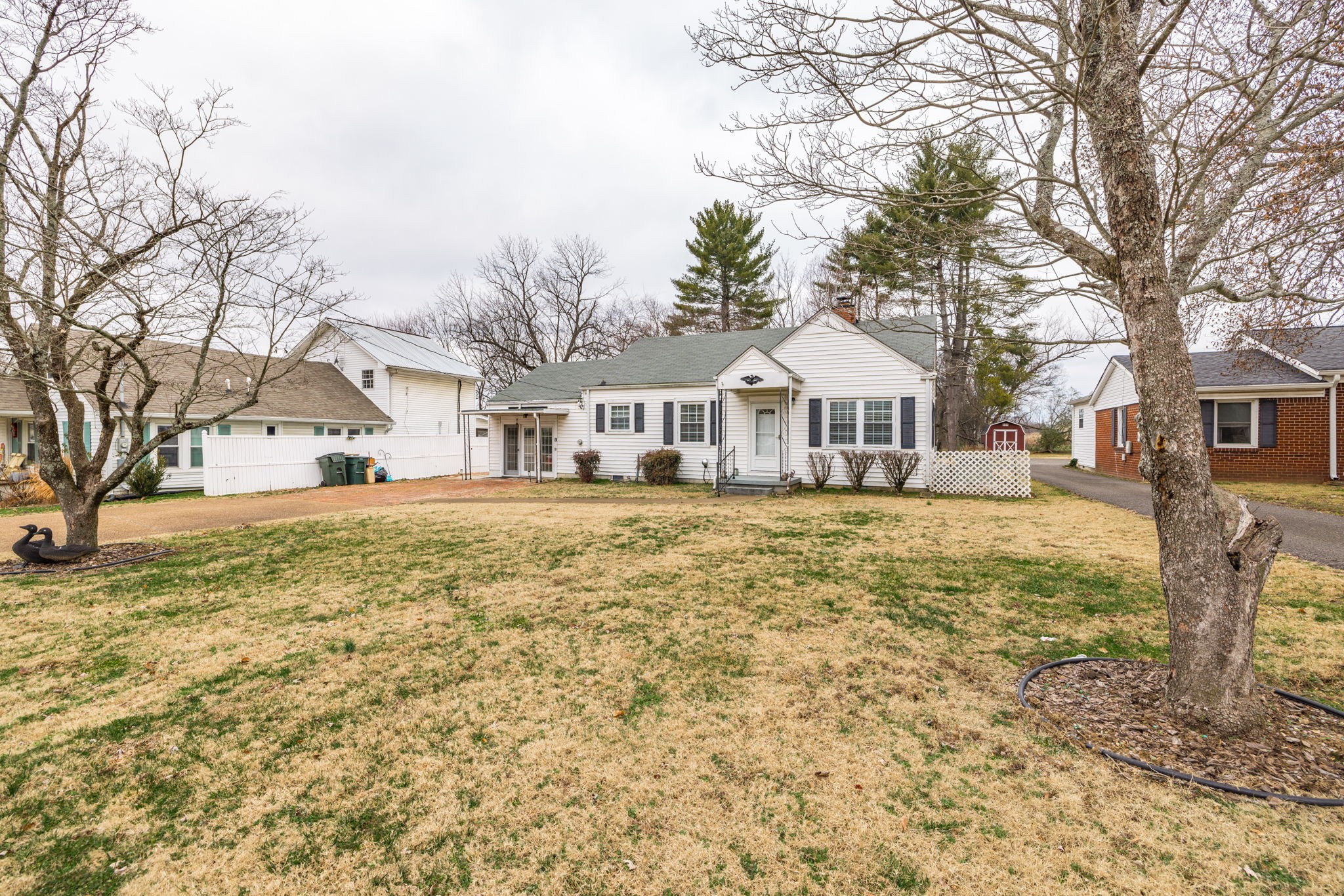 122 Coles Ferry Rd