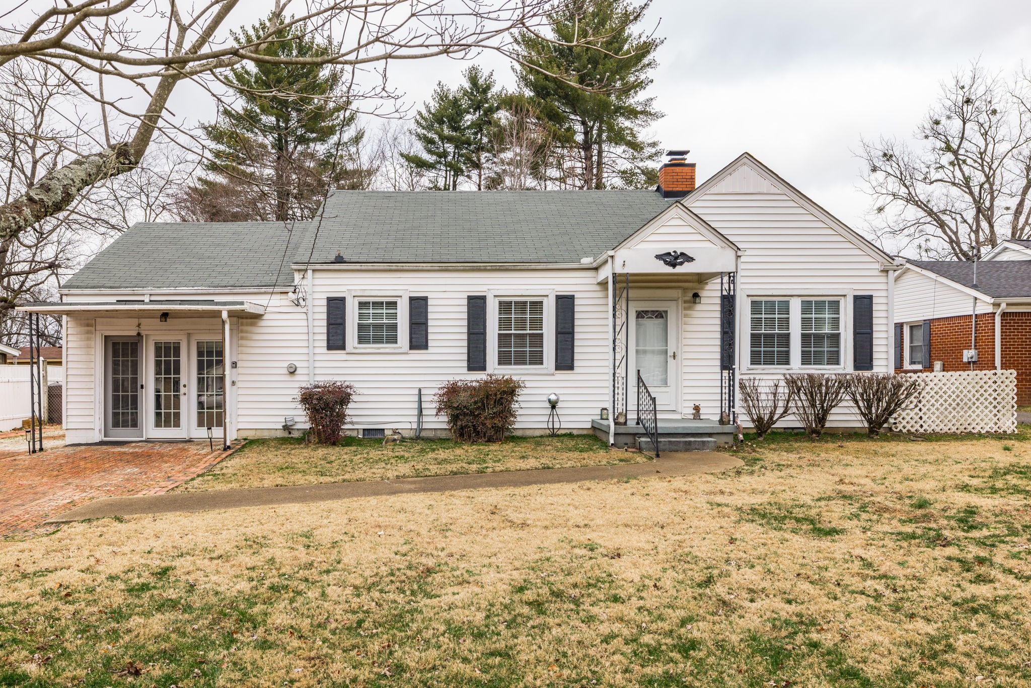 122 Coles Ferry Rd