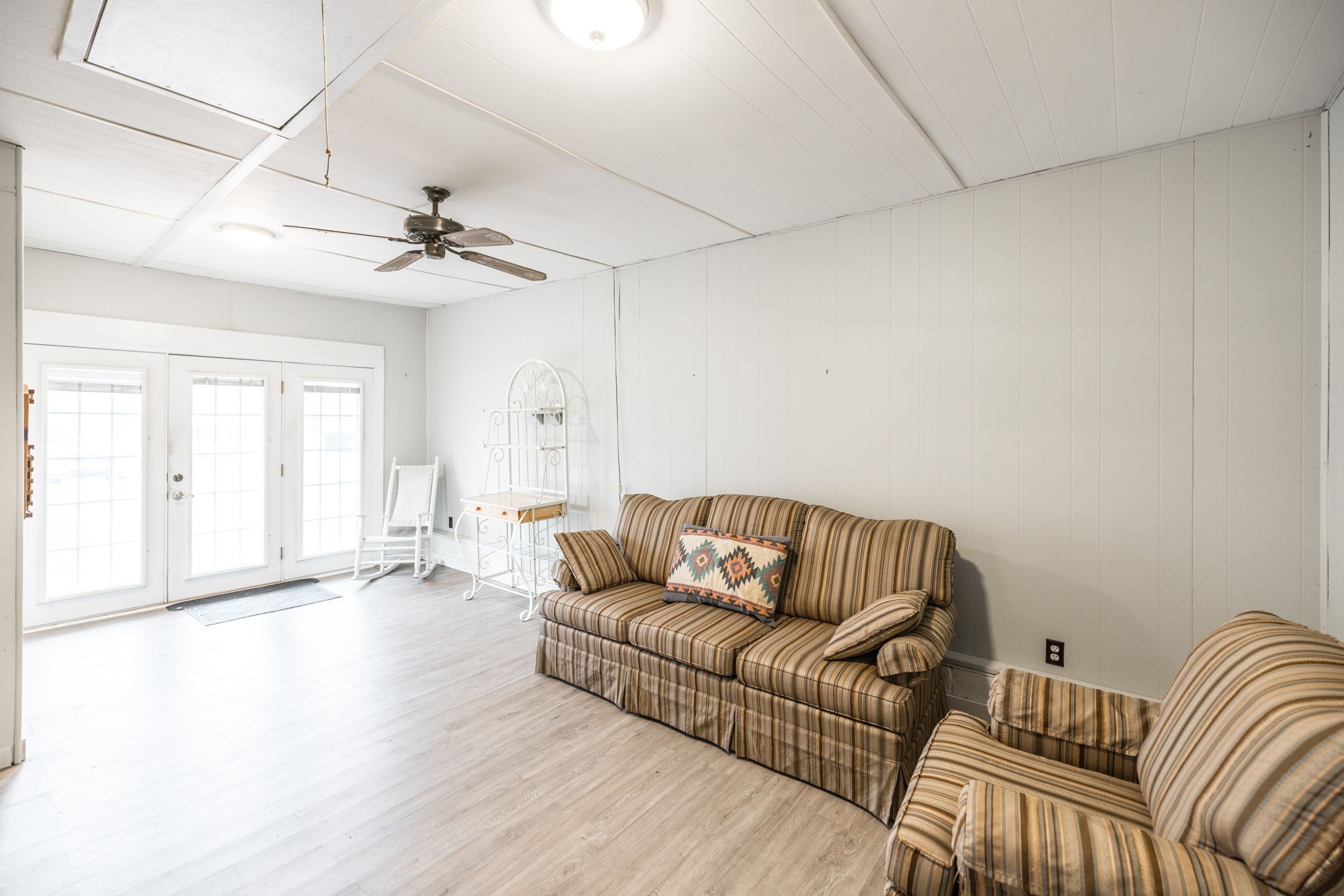 122 Coles Ferry Rd