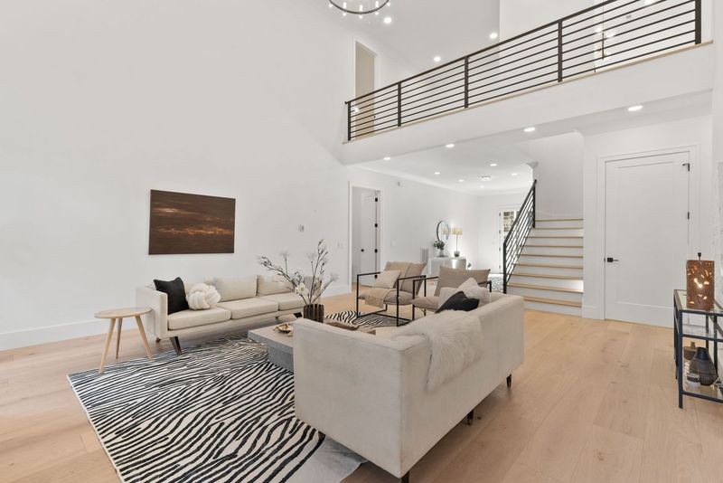 1046 Parsons Way
