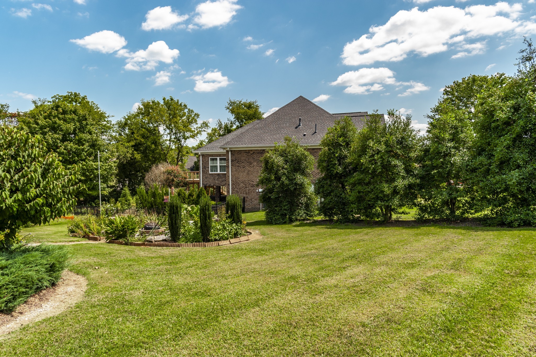 157 Grandview Cir