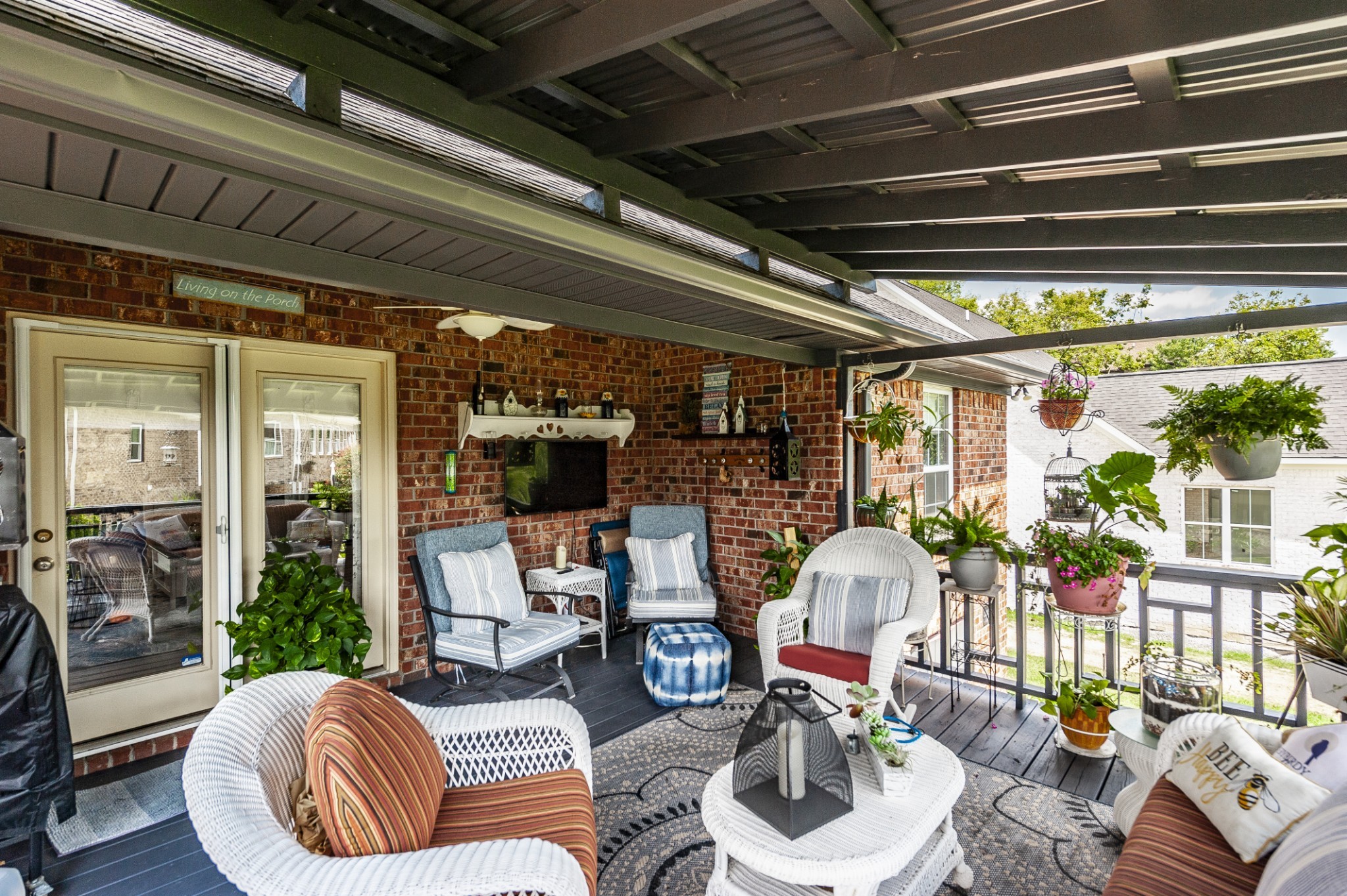 157 Grandview Cir