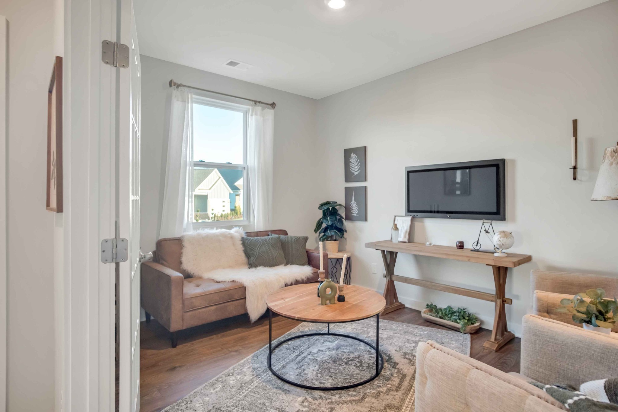 2065 Holmesburg Pvt Circle