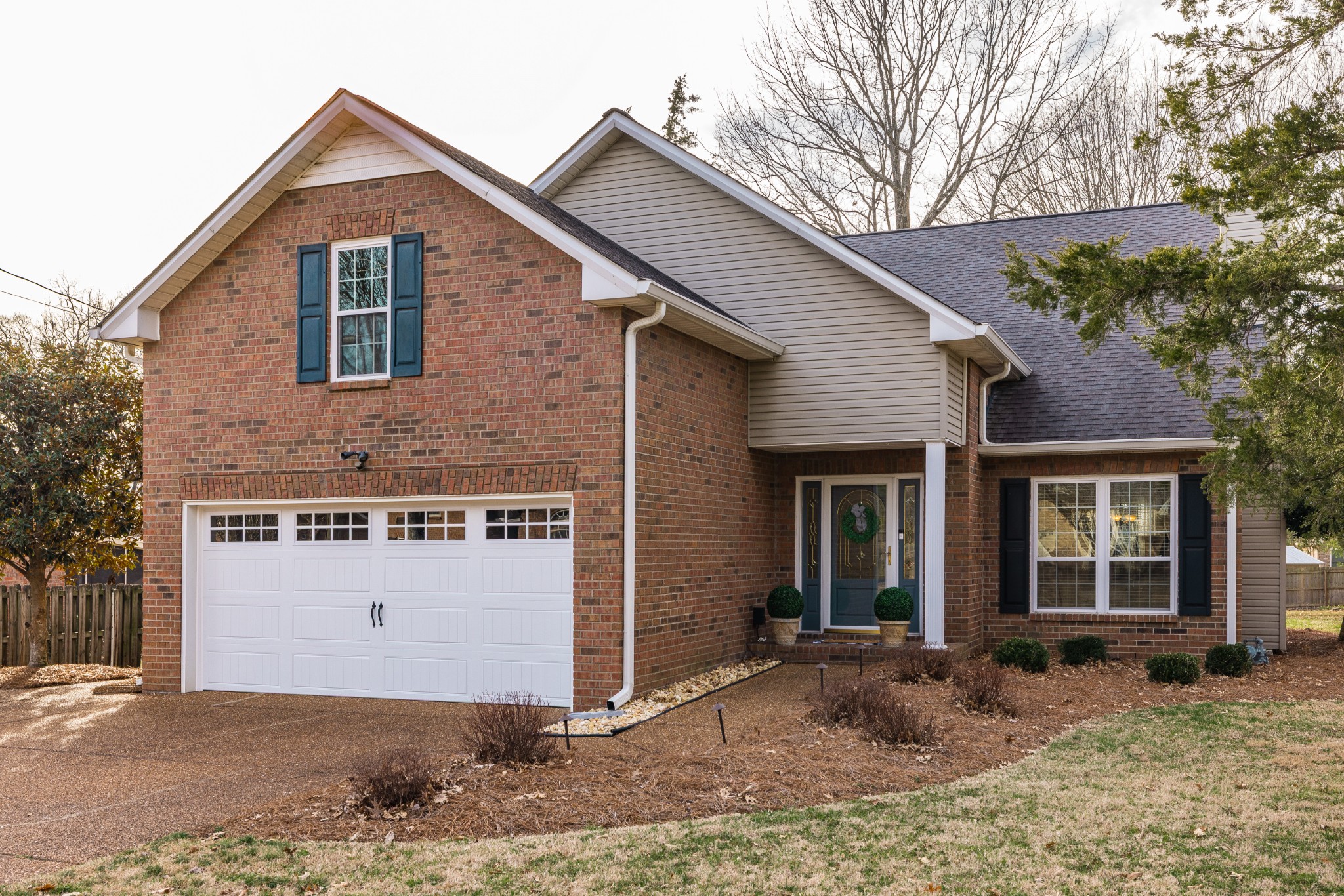 205 Lakeside Park Dr