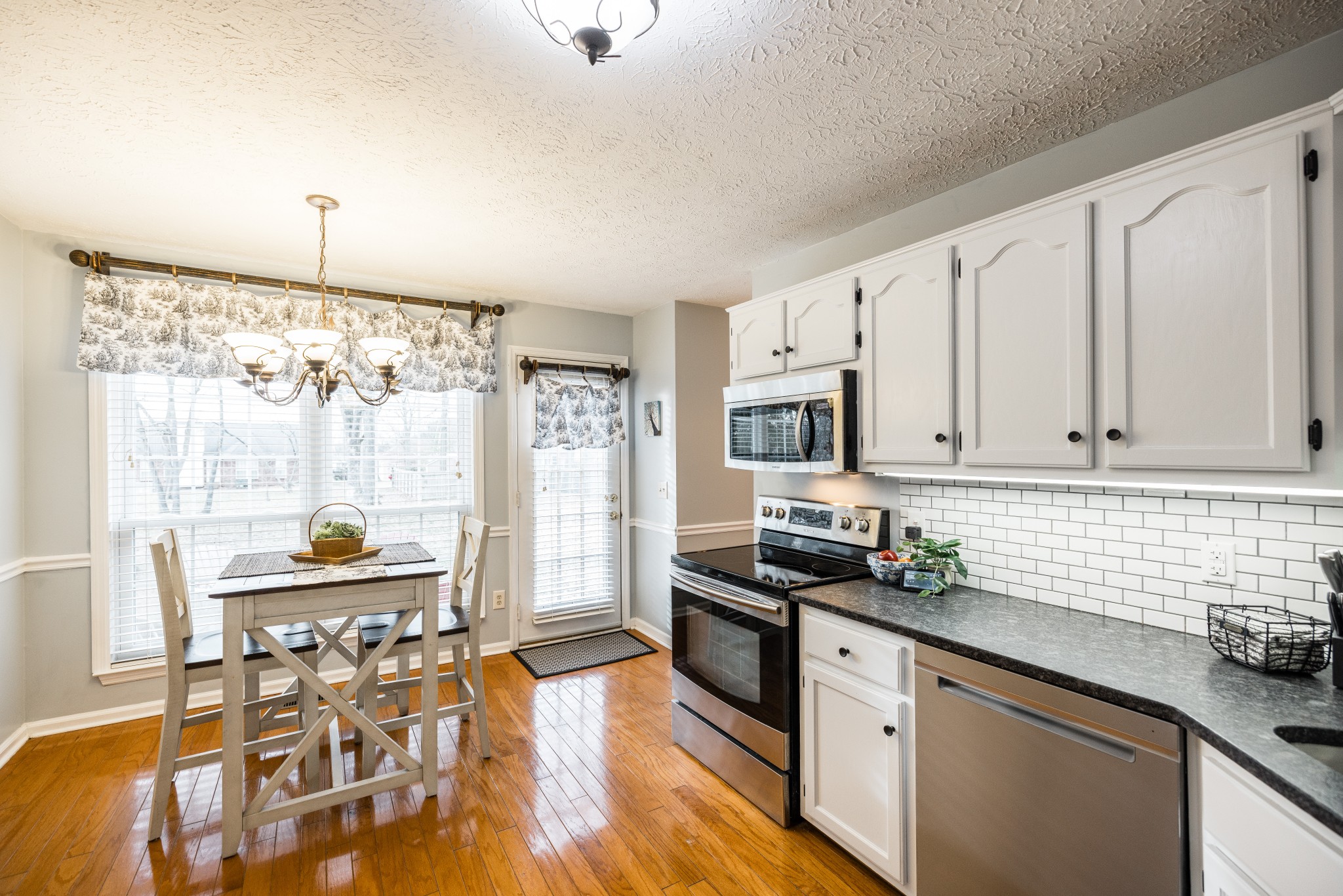 205 Lakeside Park Dr
