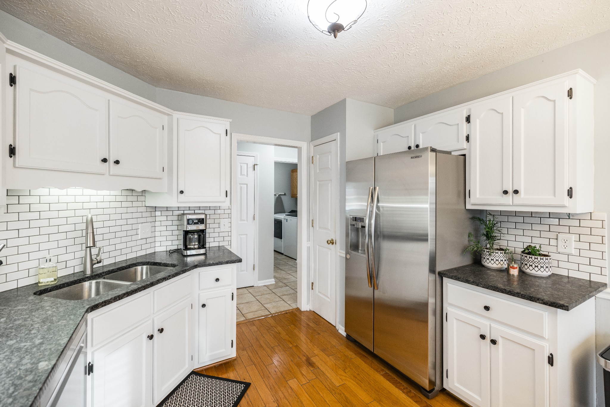 205 Lakeside Park Dr