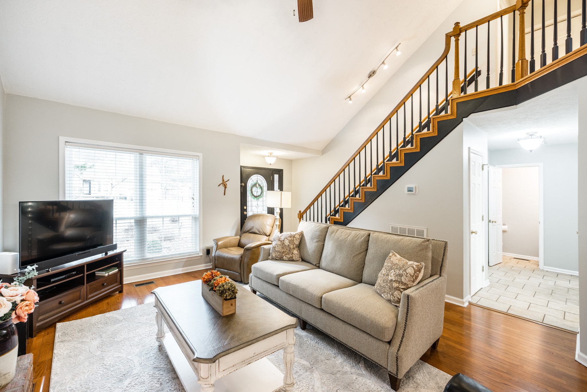 205 Lakeside Park Dr