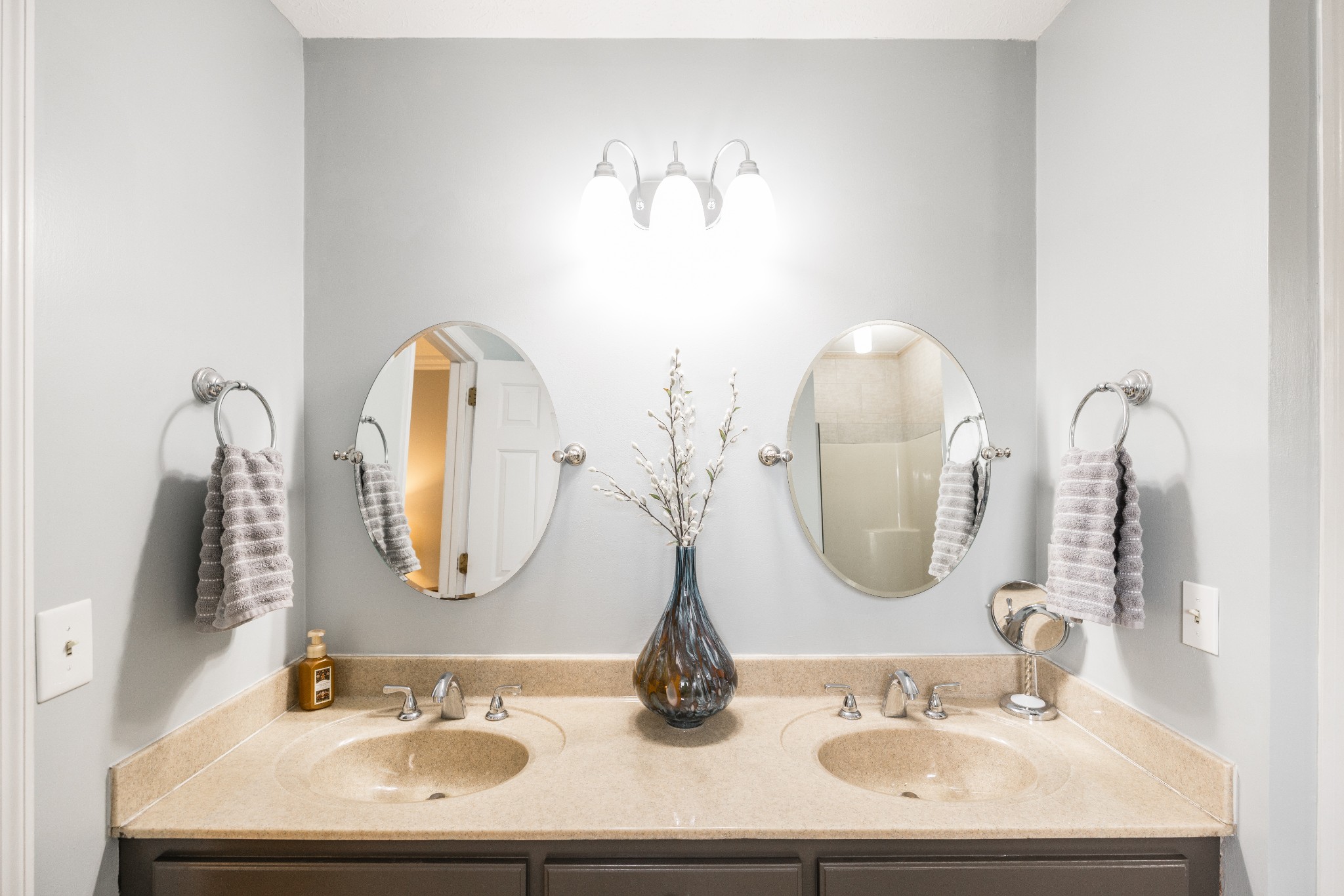 205 Lakeside Park Dr