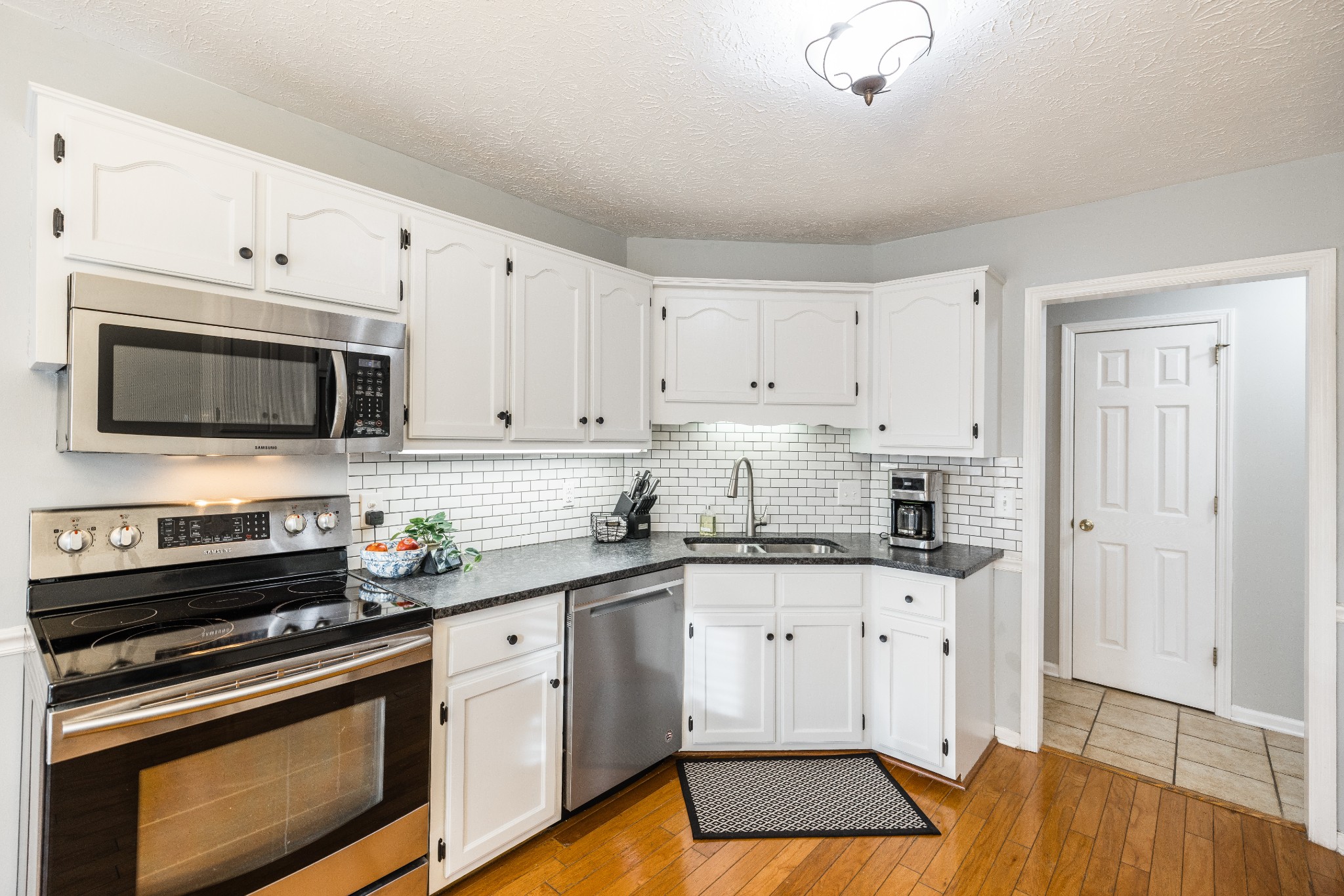 205 Lakeside Park Dr