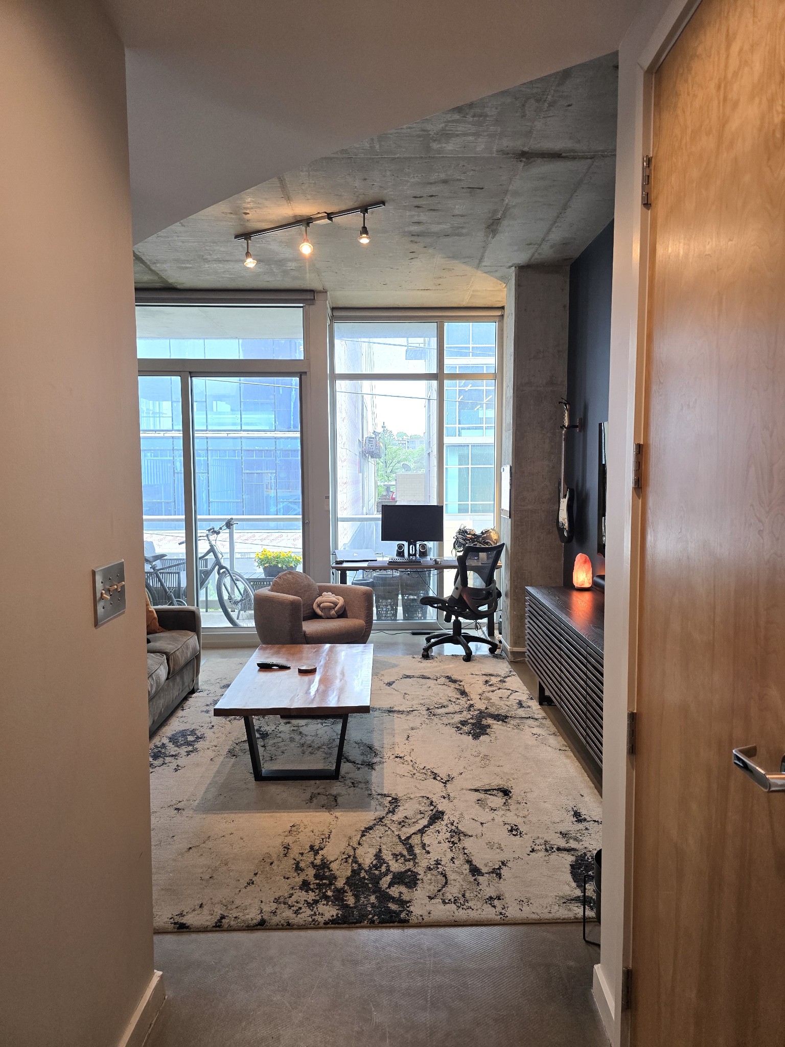 600 12th Ave, S Unit: 512