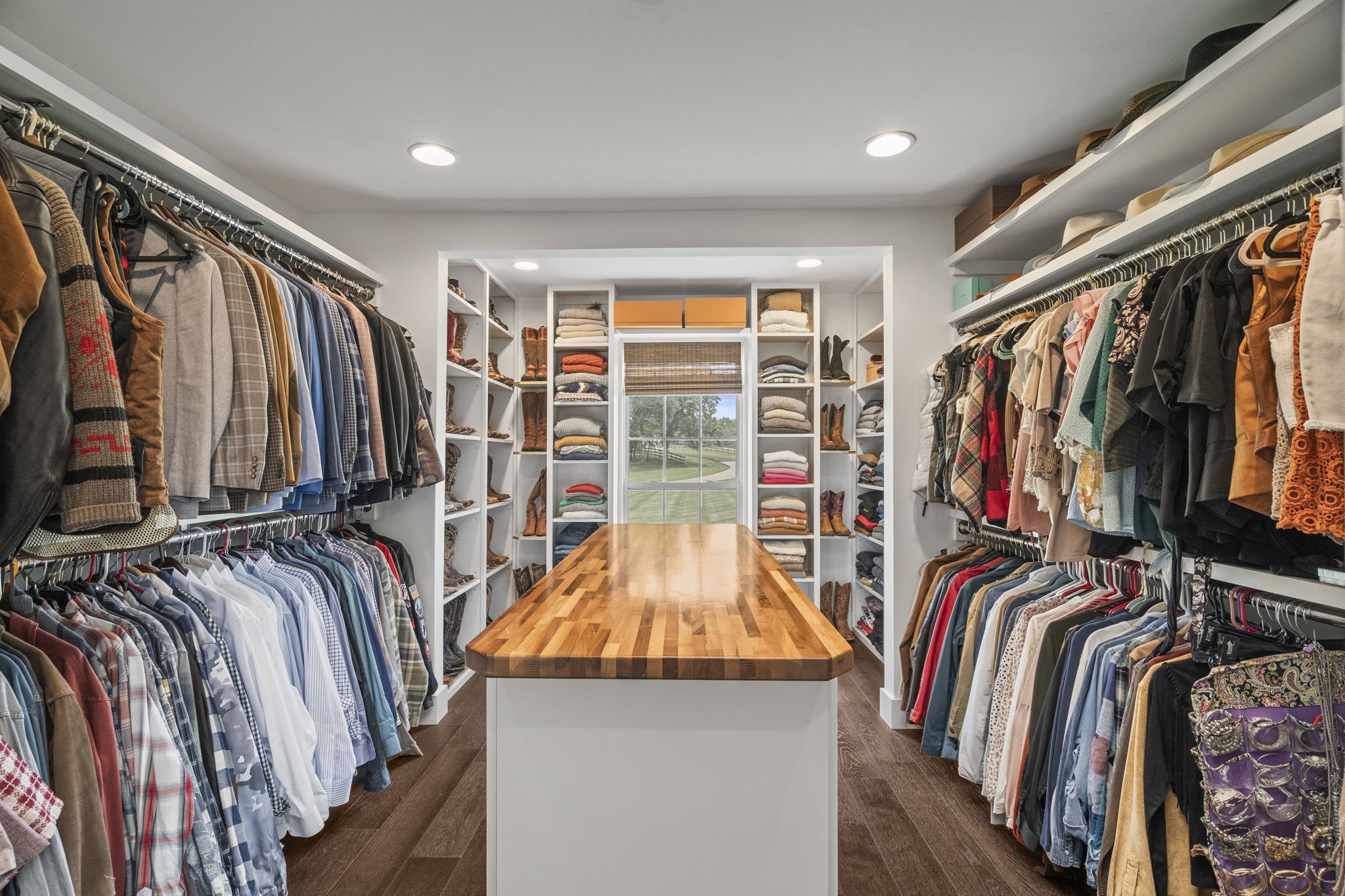 8085 Highway 25, E