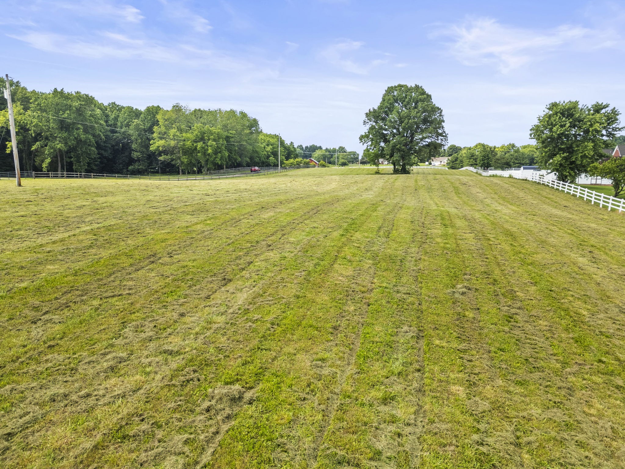8085 Highway 25, E