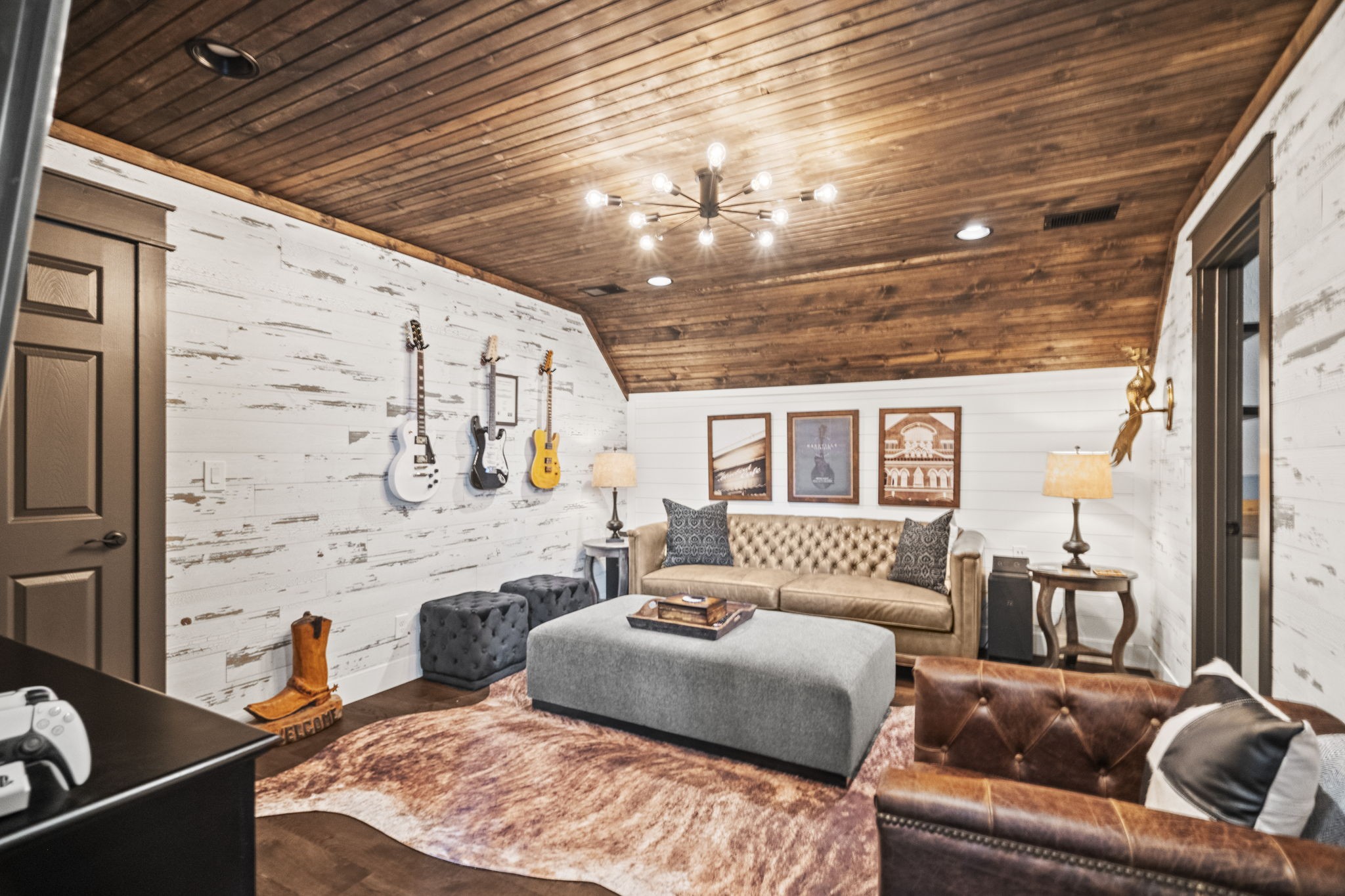8085 Highway 25, E