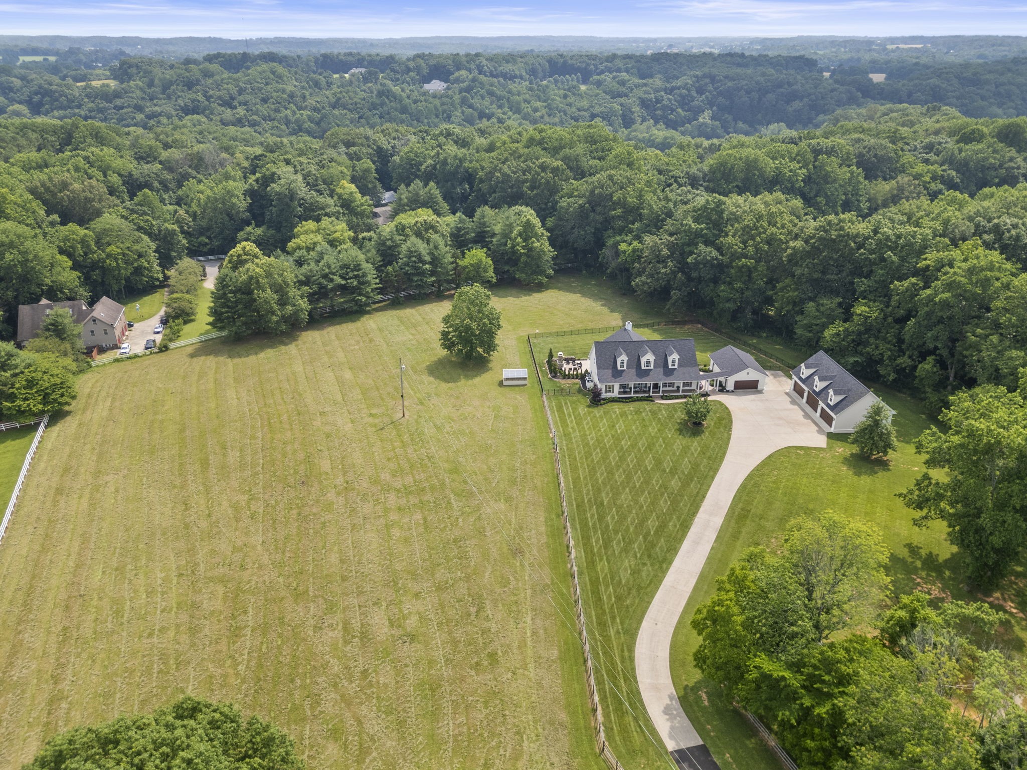 8085 Highway 25, E