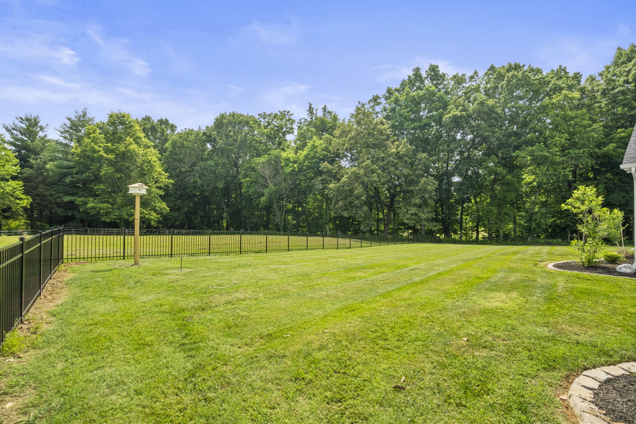 8085 Highway 25, E