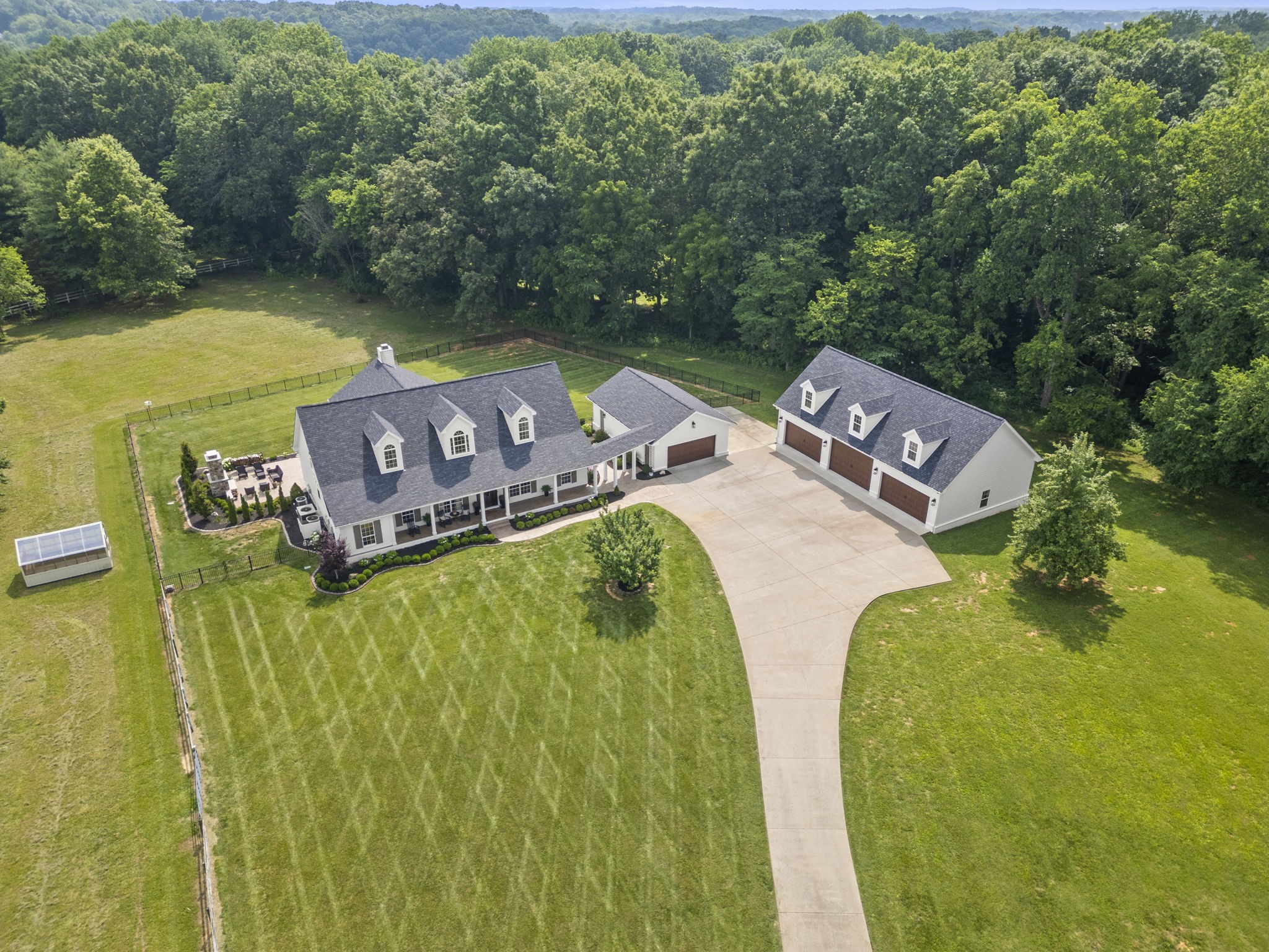 8085 Highway 25, E