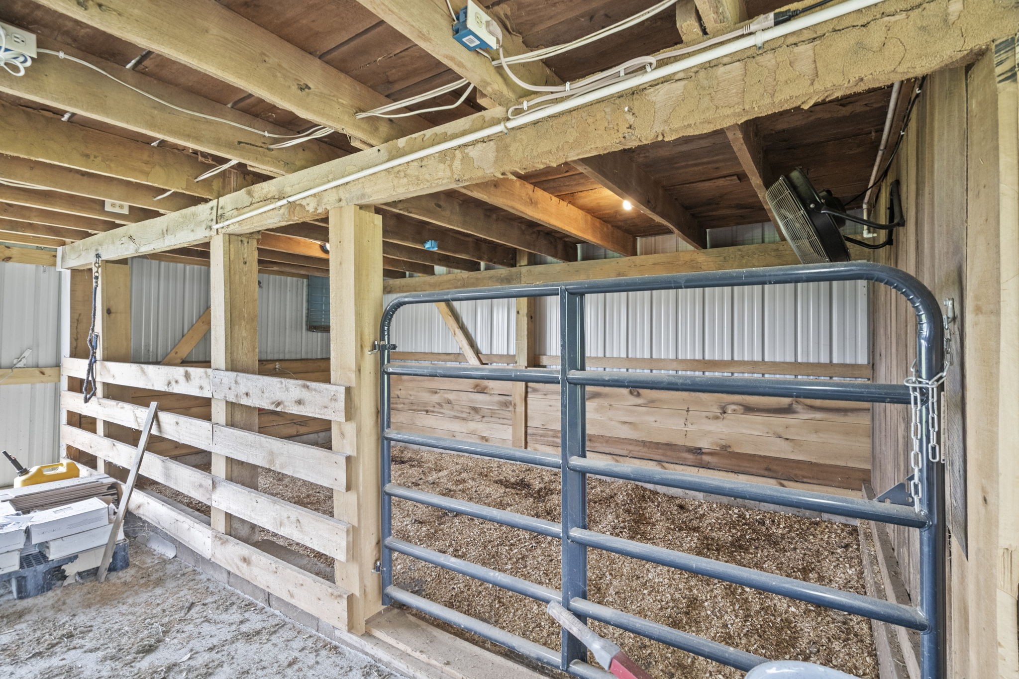 8085 Highway 25, E