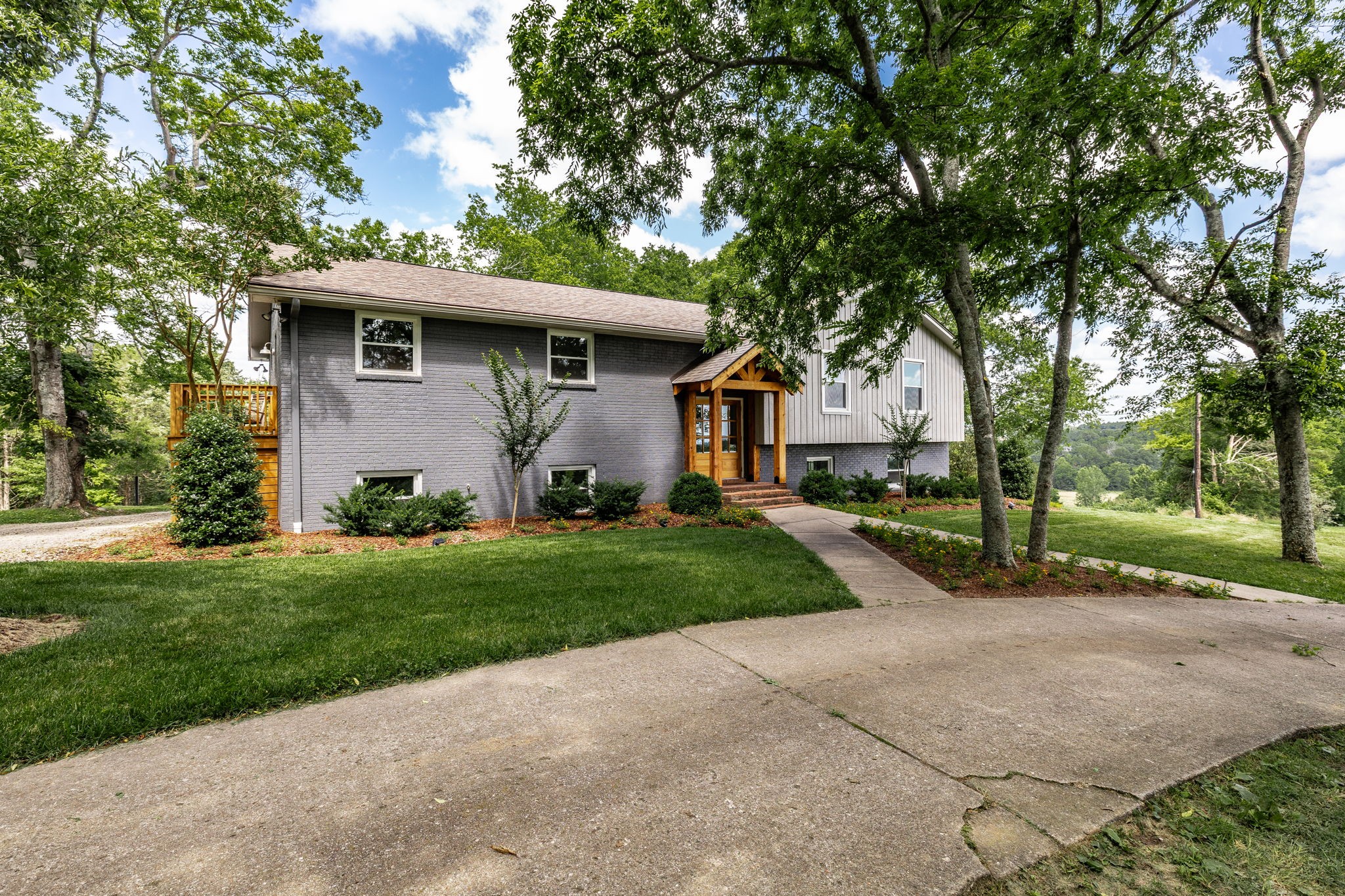 122 Caldwell Dr