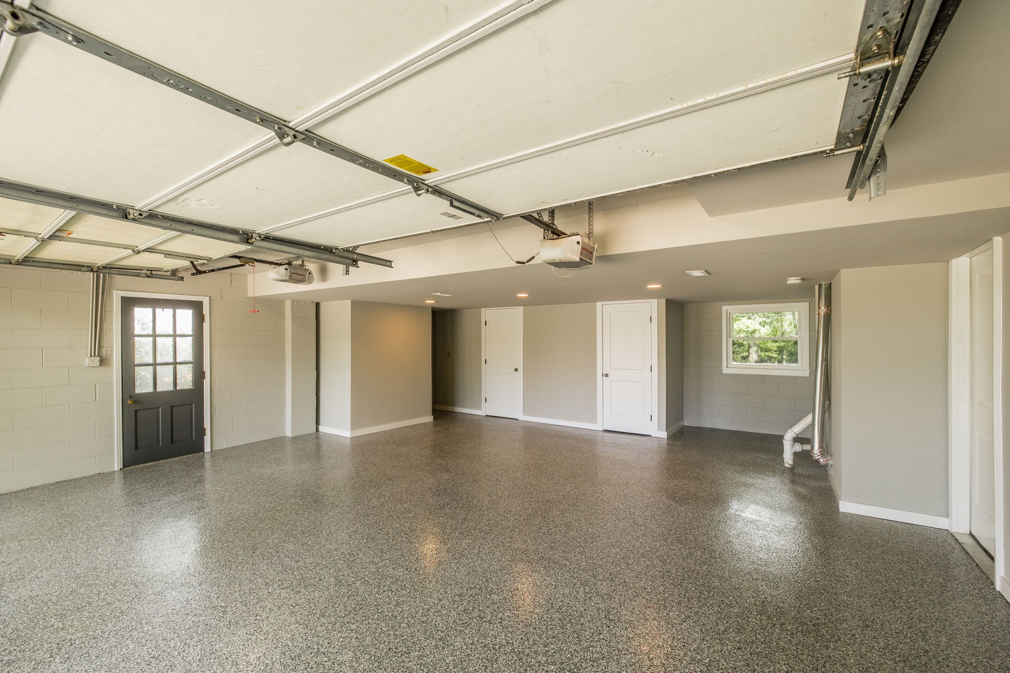 122 Caldwell Dr