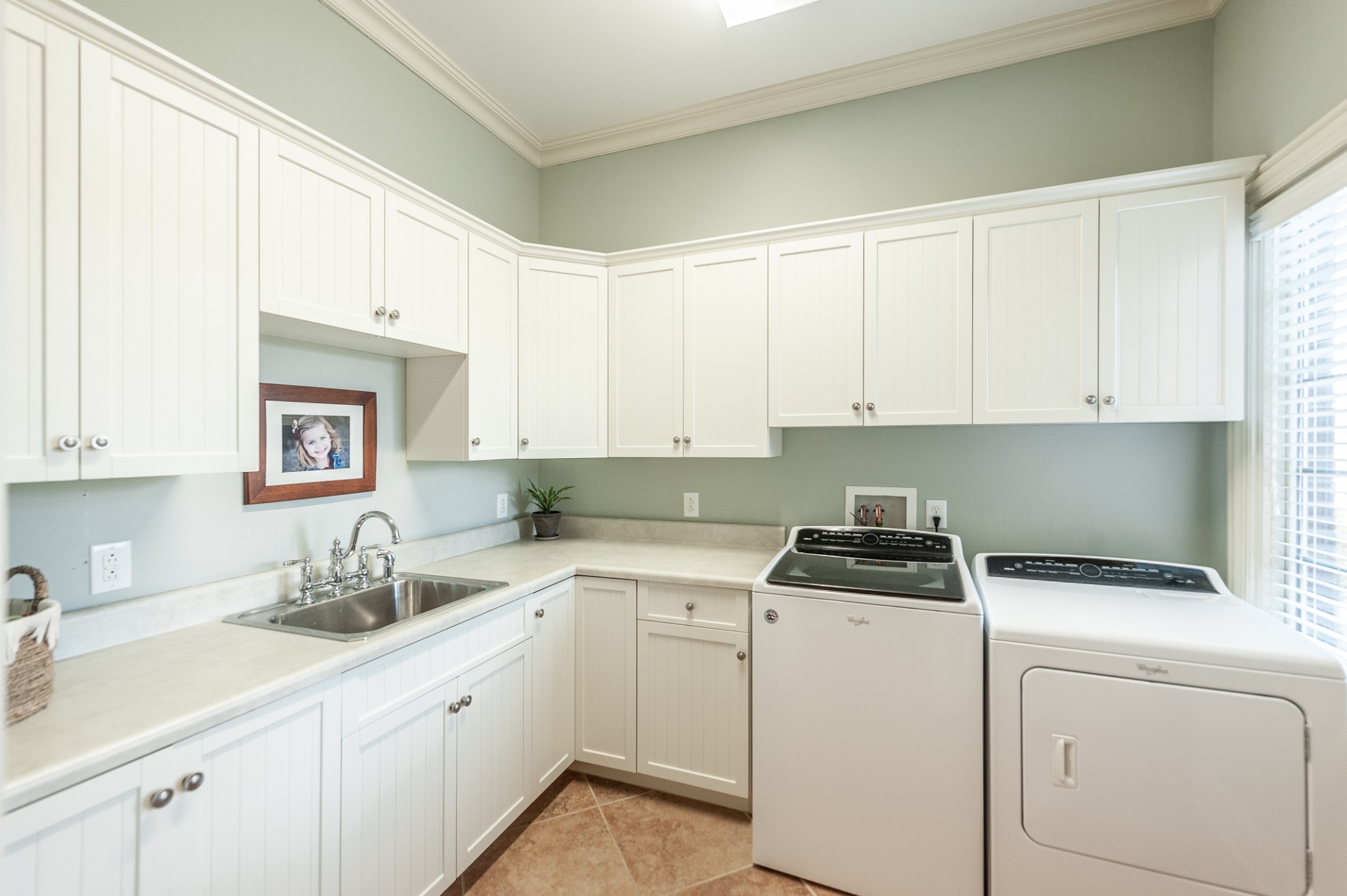2436 Long Hollow Pike