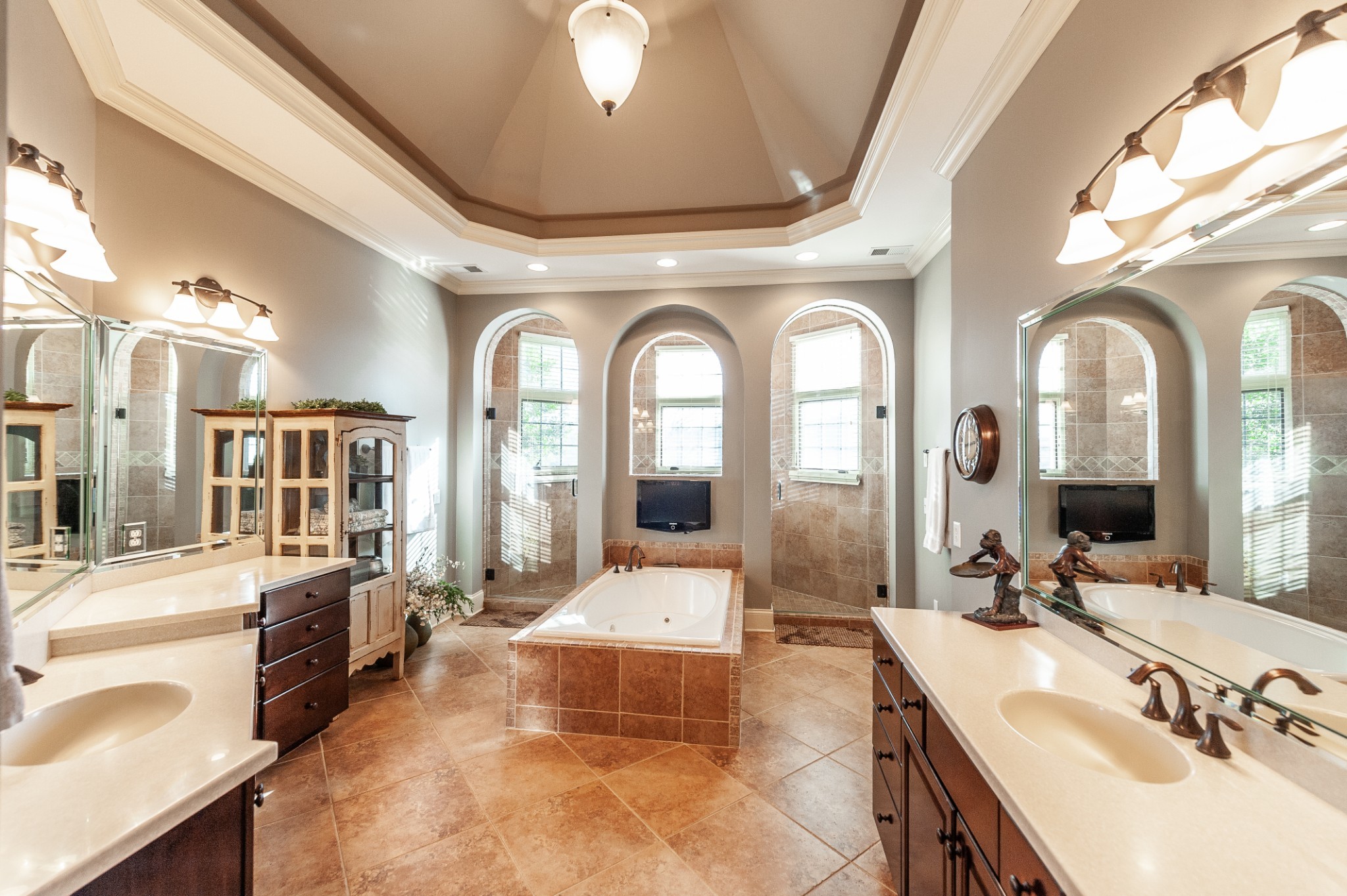 2436 Long Hollow Pike