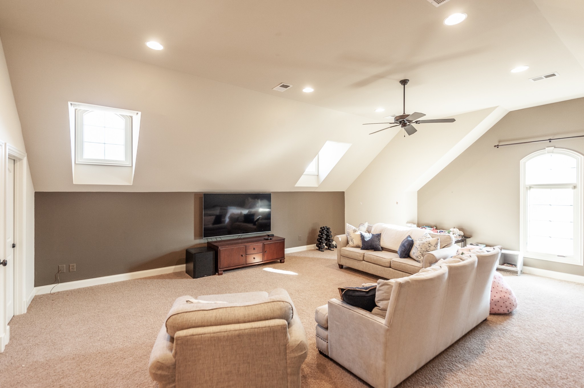 2436 Long Hollow Pike