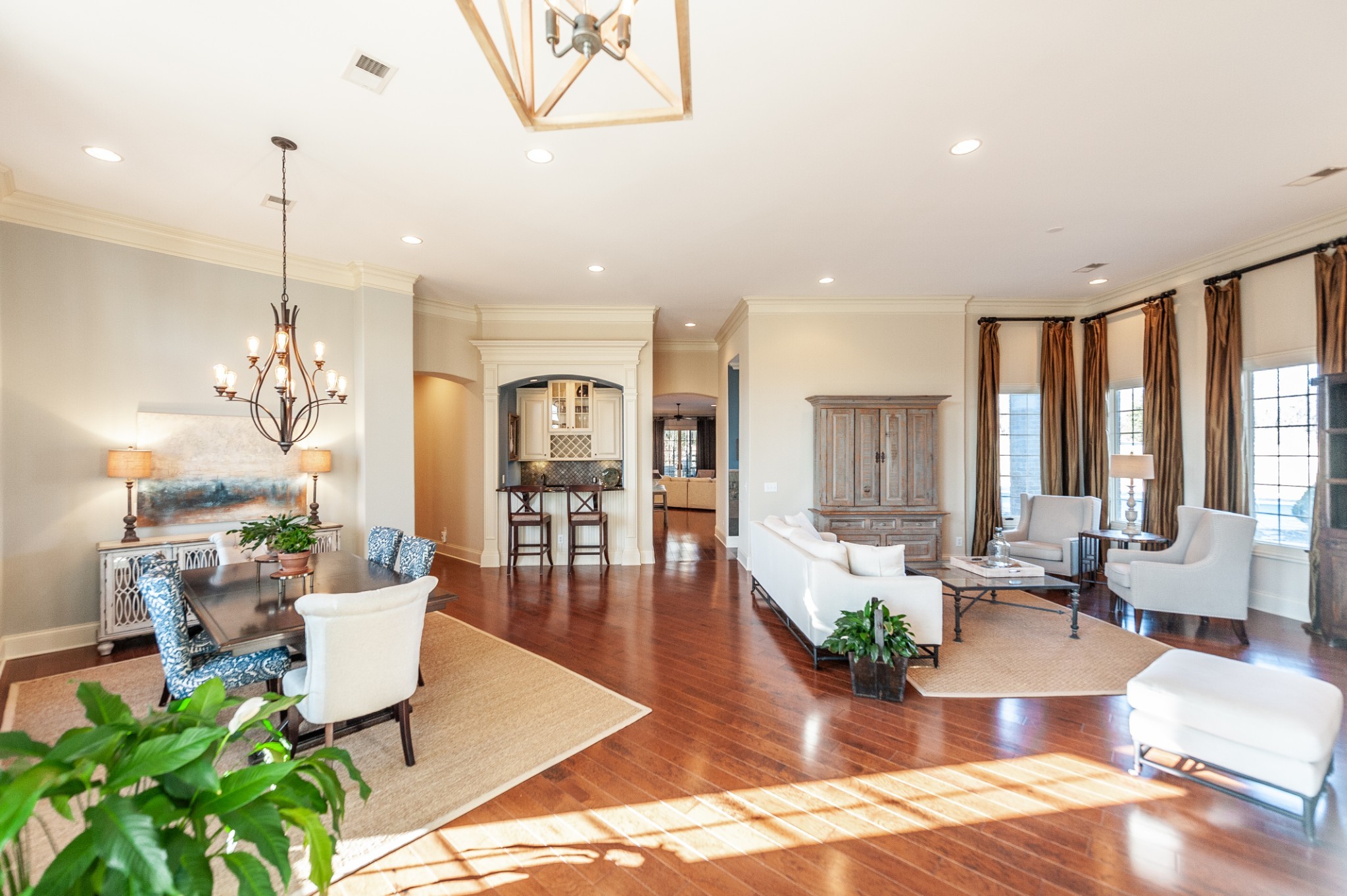 2436 Long Hollow Pike