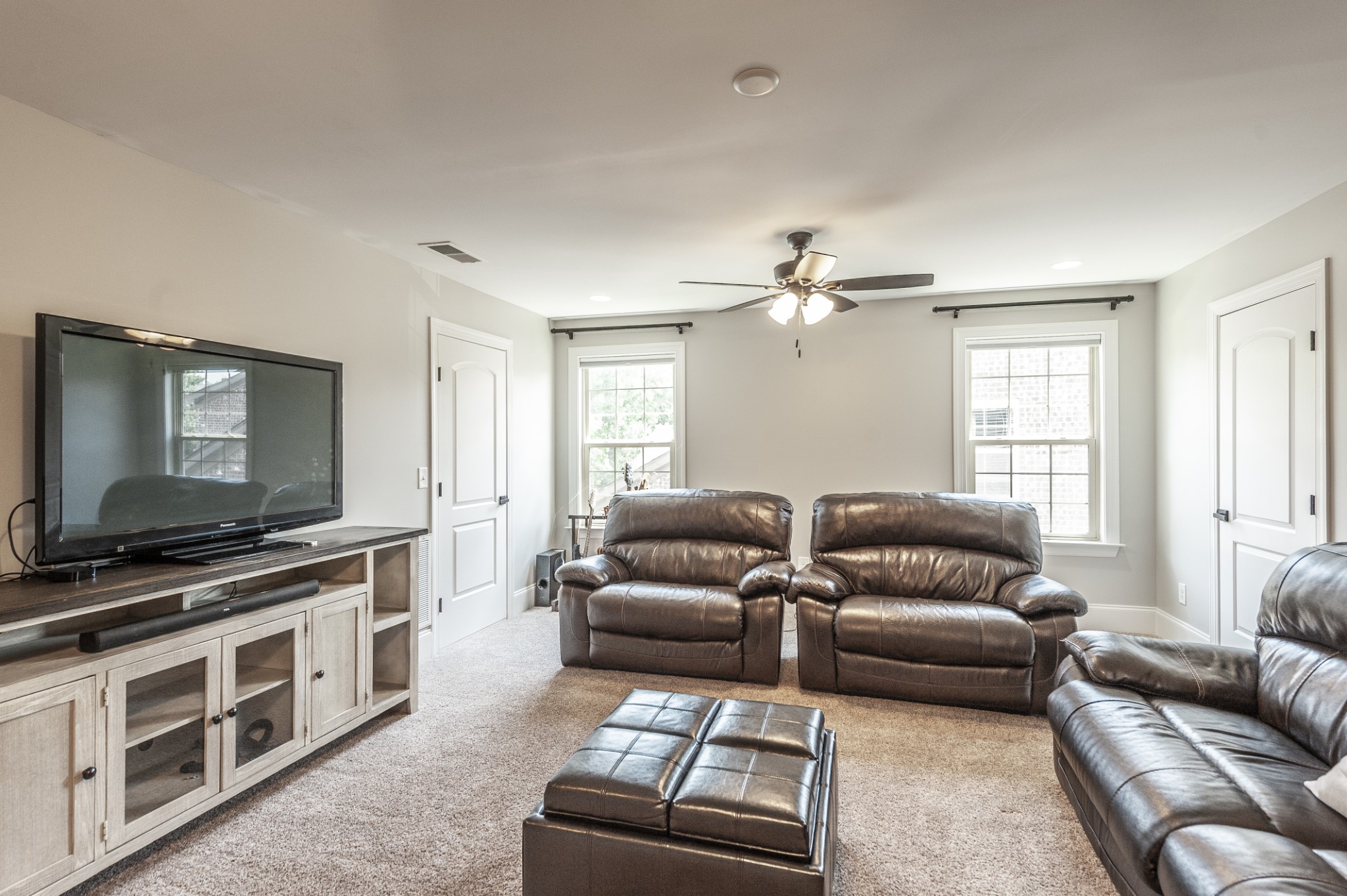 1328 Reynard Dr